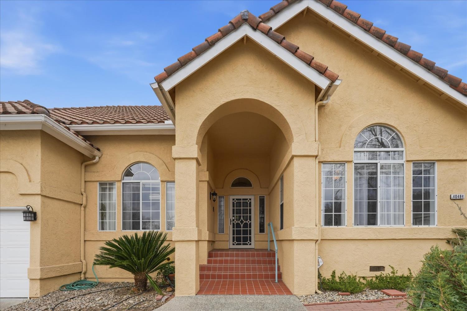 40484 Goldside Dr, Oakhurst, CA 93644