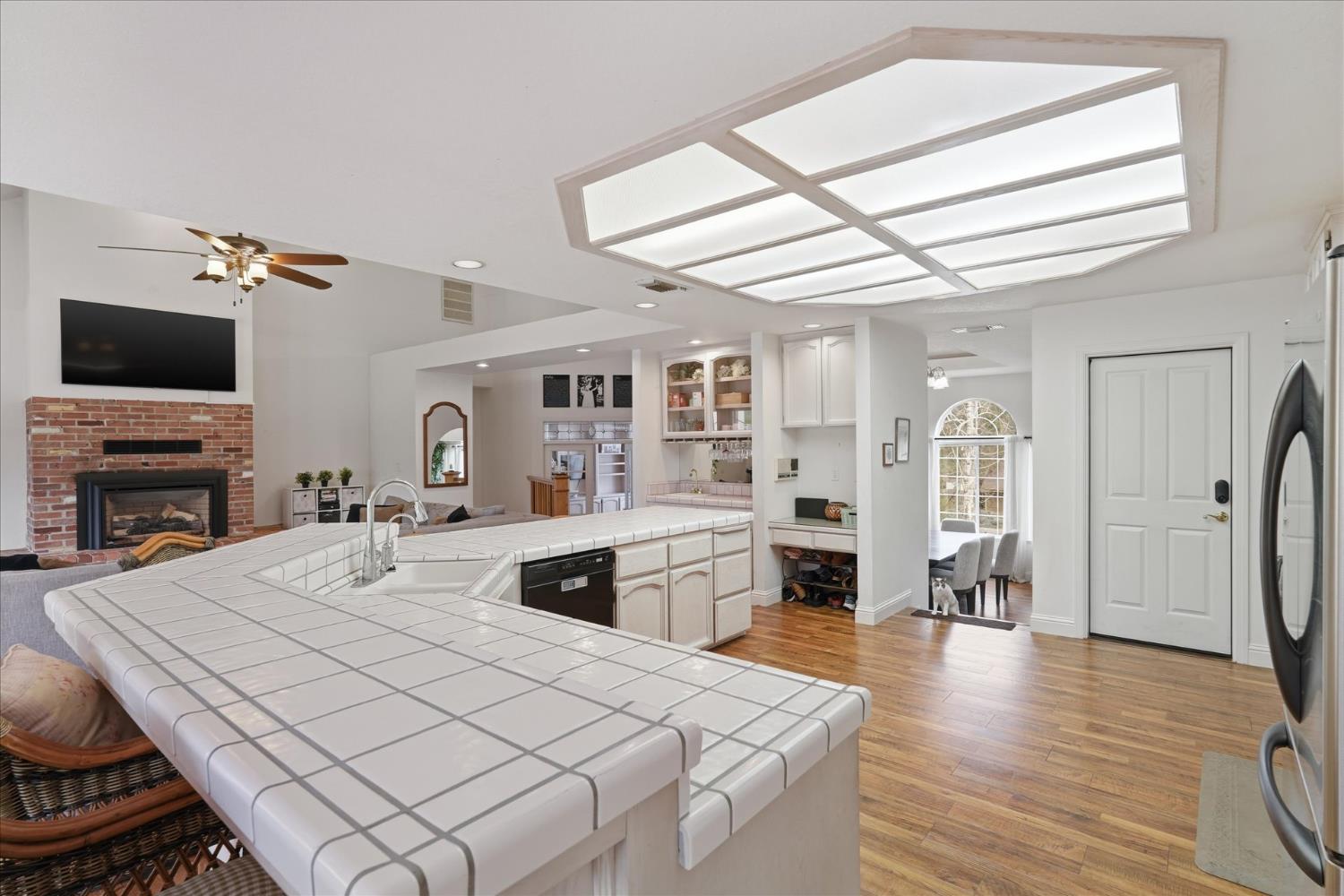 40484 Goldside Dr, Oakhurst, CA 93644