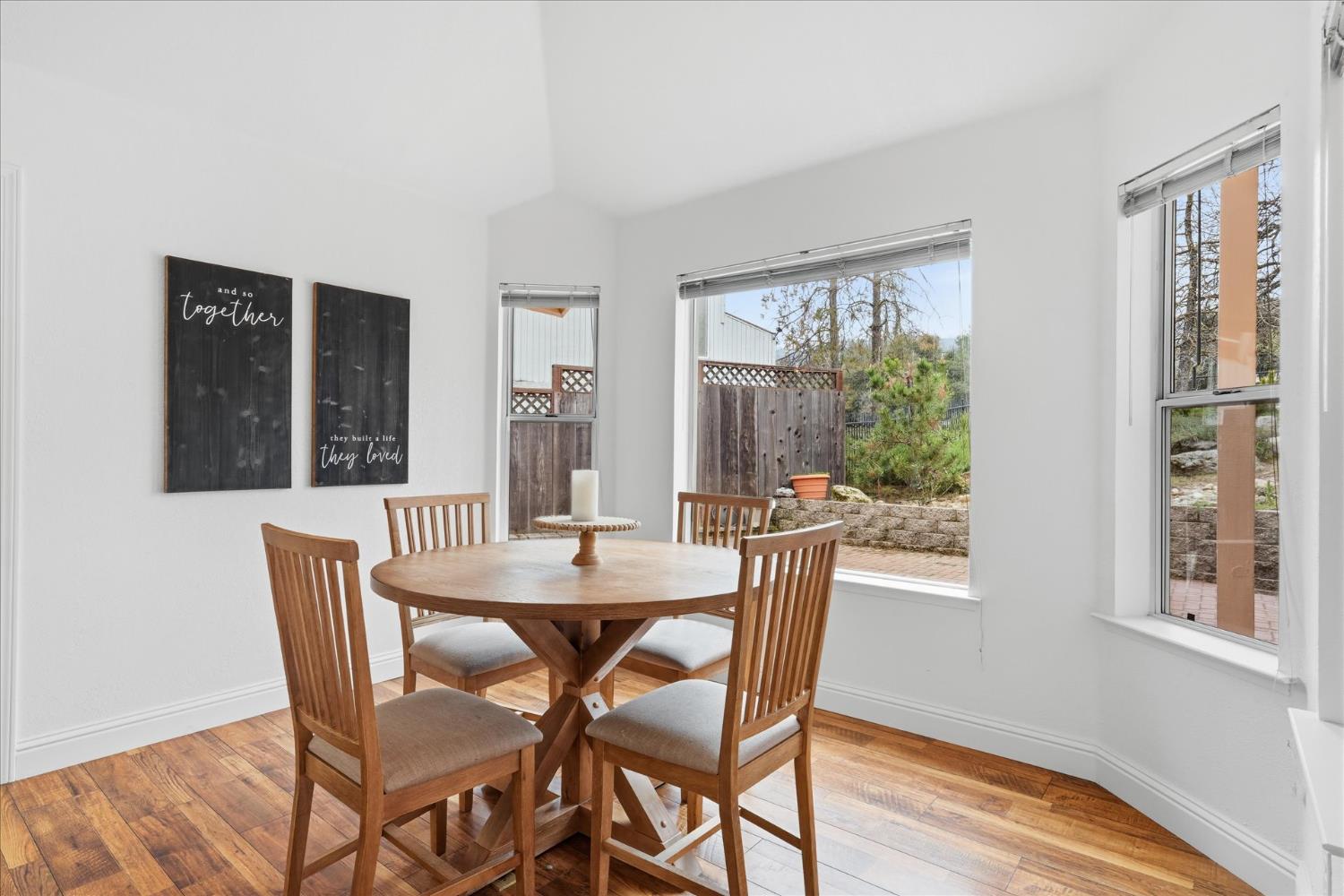 40484 Goldside Dr, Oakhurst, CA 93644