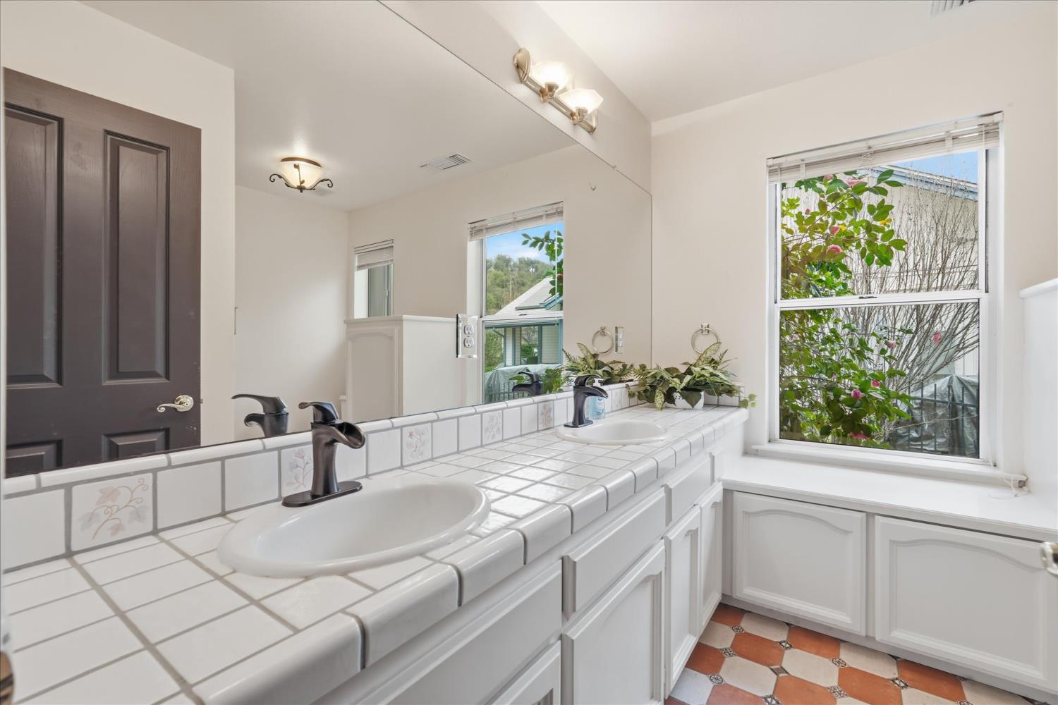 40484 Goldside Dr, Oakhurst, CA 93644