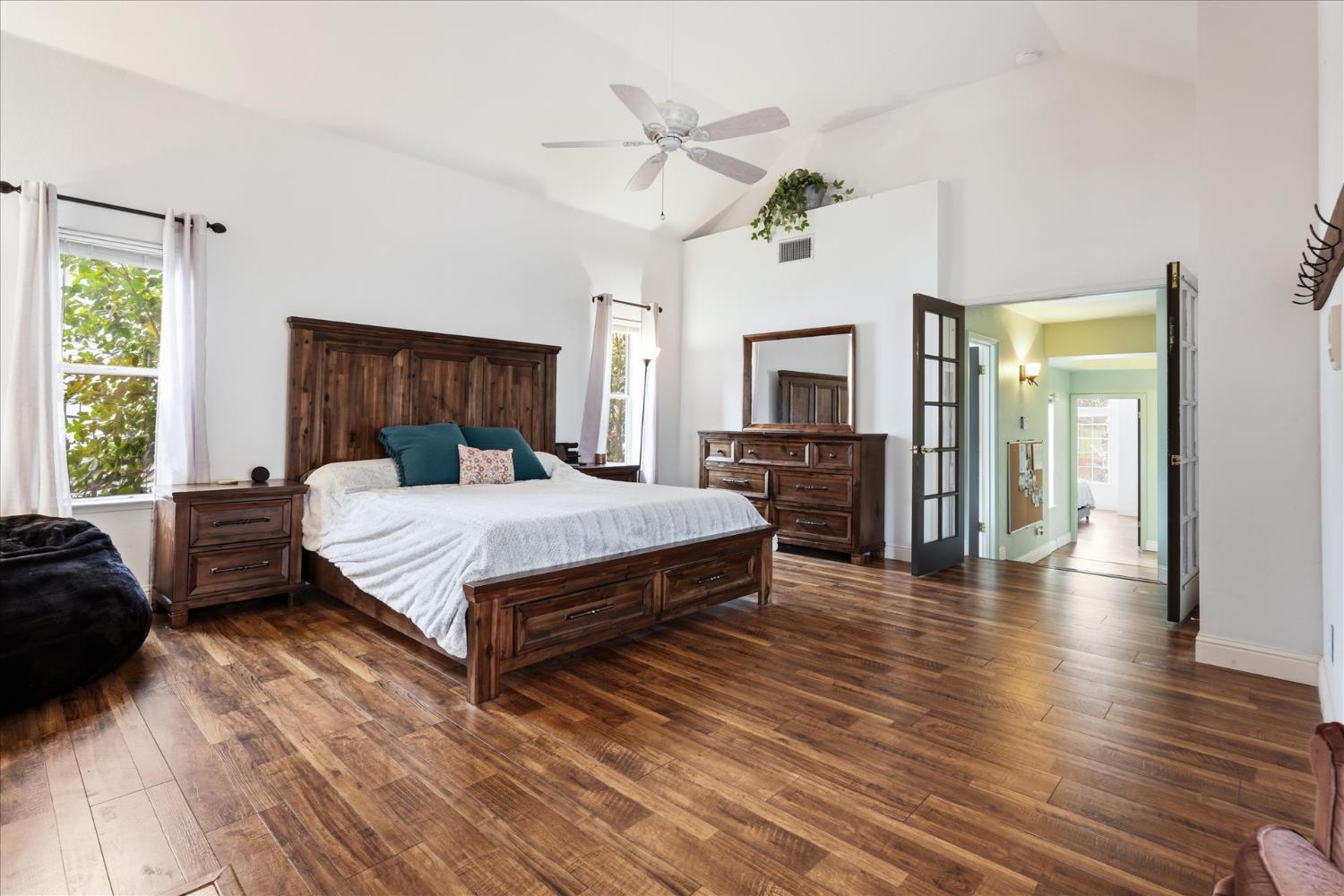 40484 Goldside Dr, Oakhurst, CA 93644