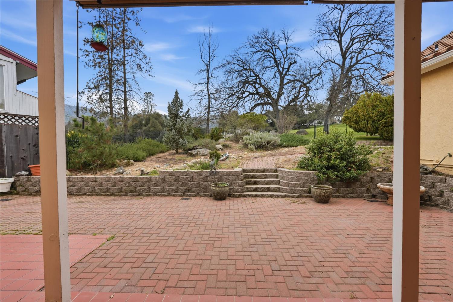 40484 Goldside Dr, Oakhurst, CA 93644