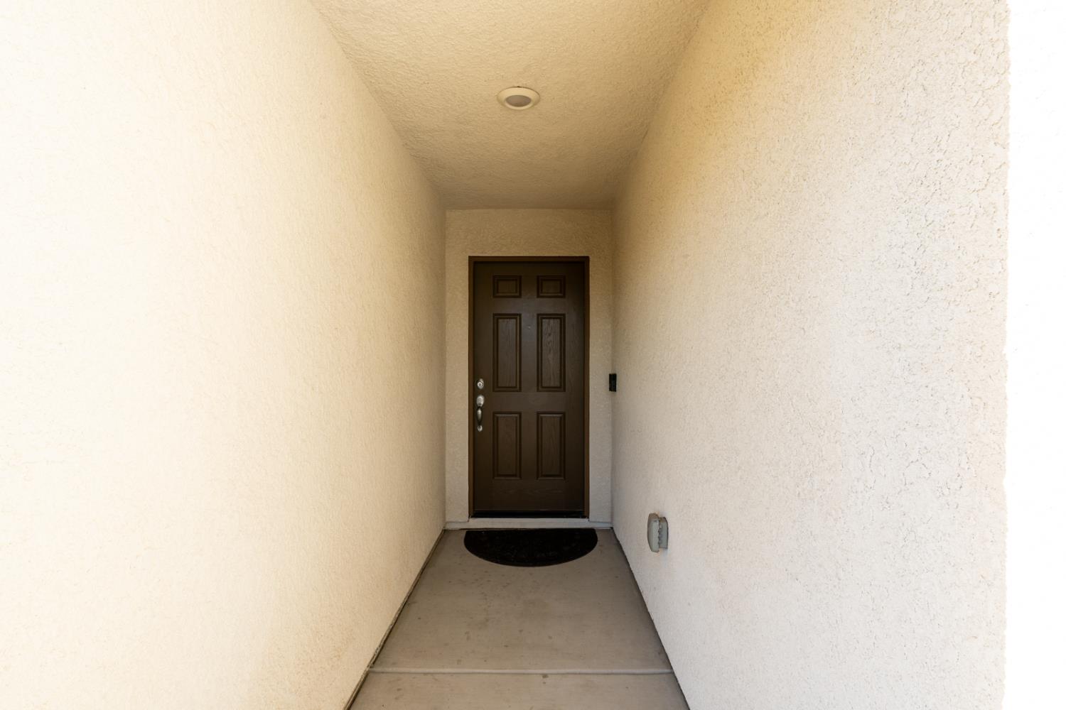 5447 Burns Avenue, Fresno, CA 93727