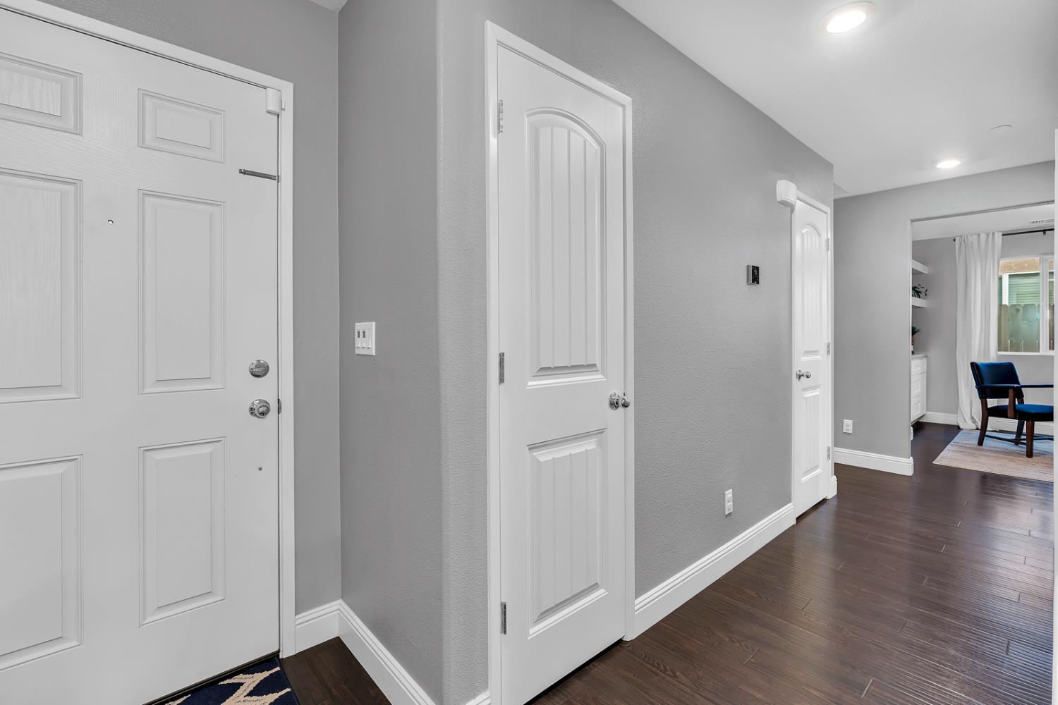 5447 Burns Avenue, Fresno, CA 93727