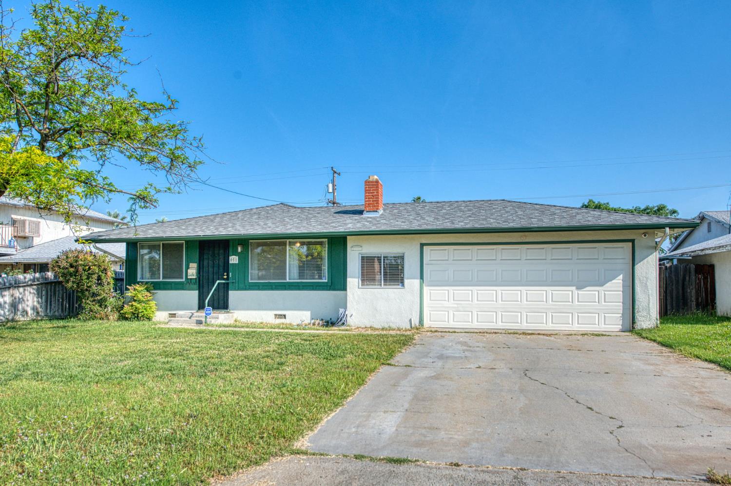 51 San Jose Ave, Clovis, CA 93612