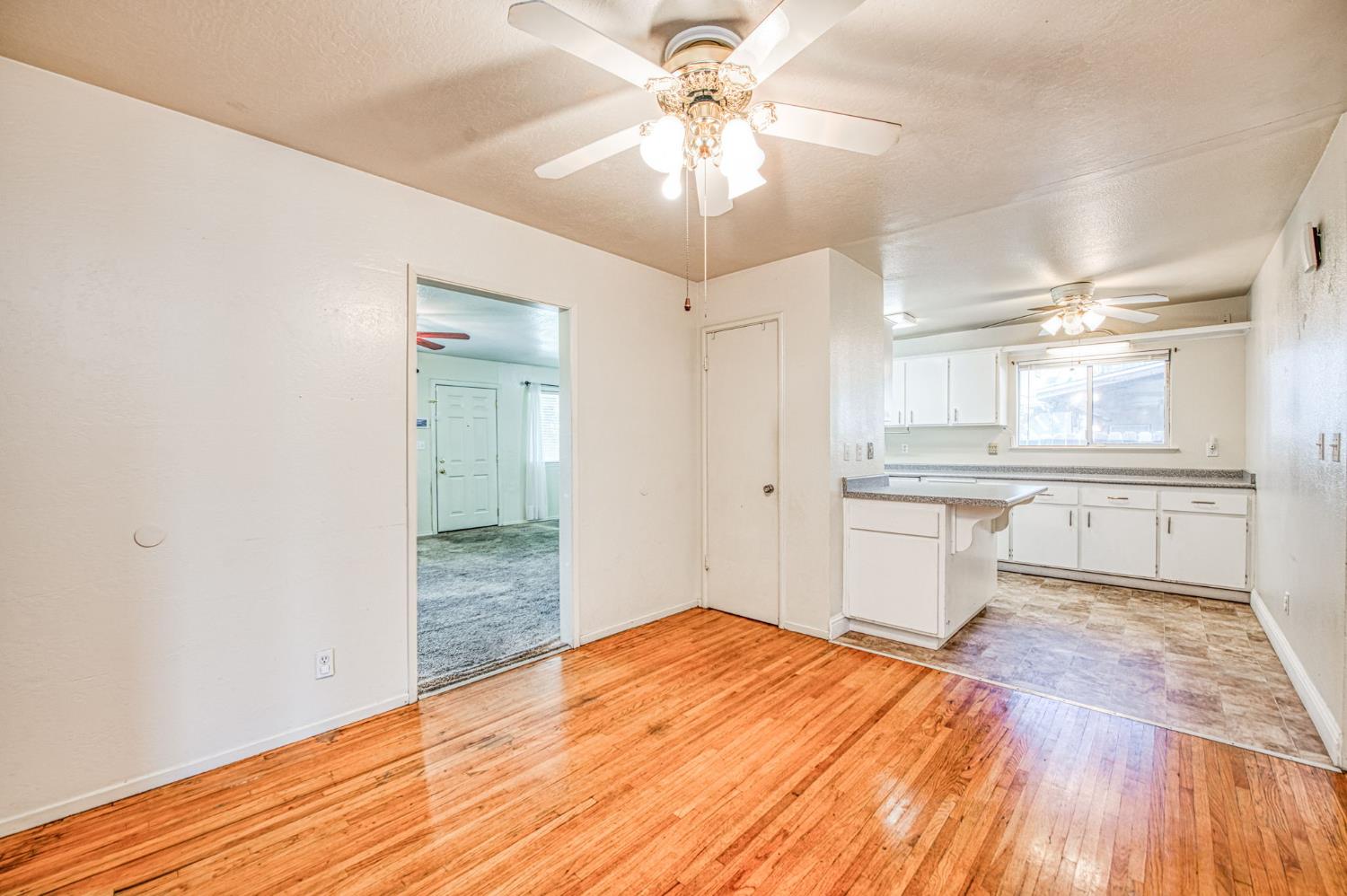 51 San Jose Ave, Clovis, CA 93612