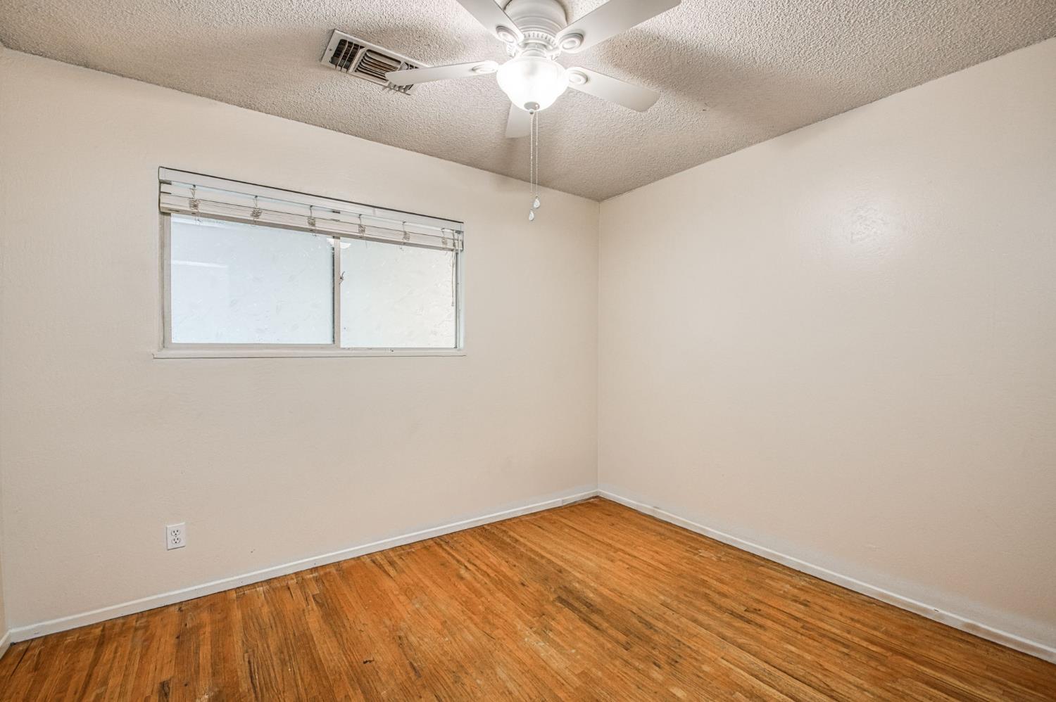 51 San Jose Ave, Clovis, CA 93612