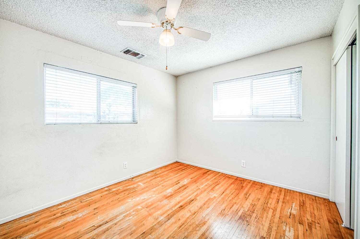 51 San Jose Ave, Clovis, CA 93612