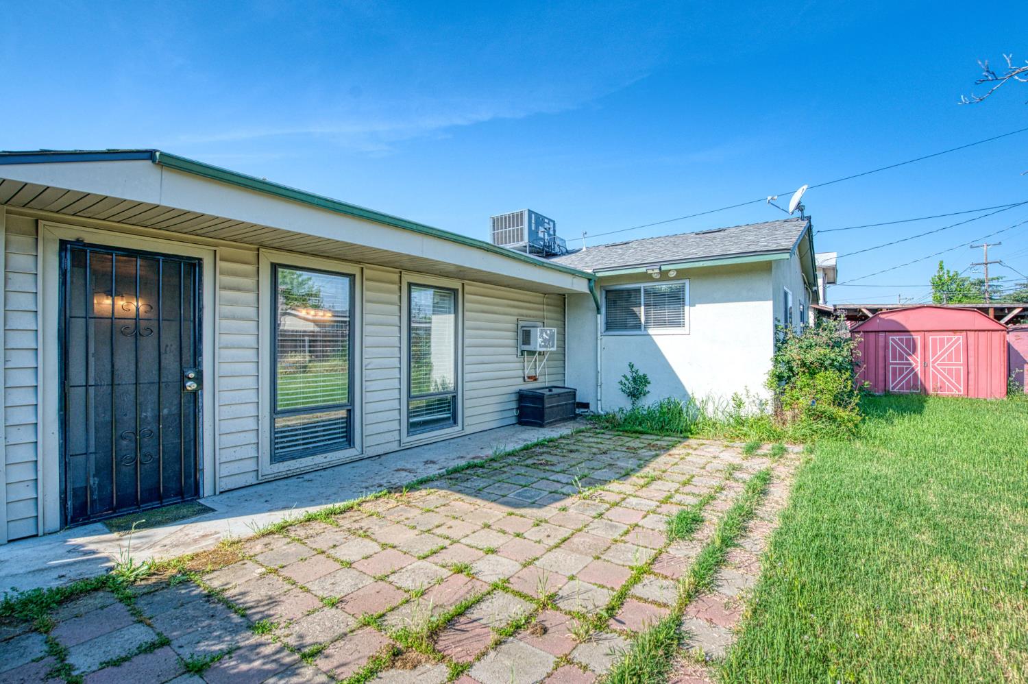 51 San Jose Ave, Clovis, CA 93612