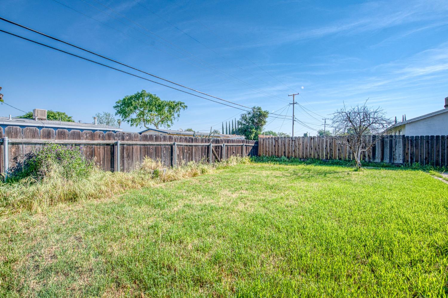 51 San Jose Ave, Clovis, CA 93612