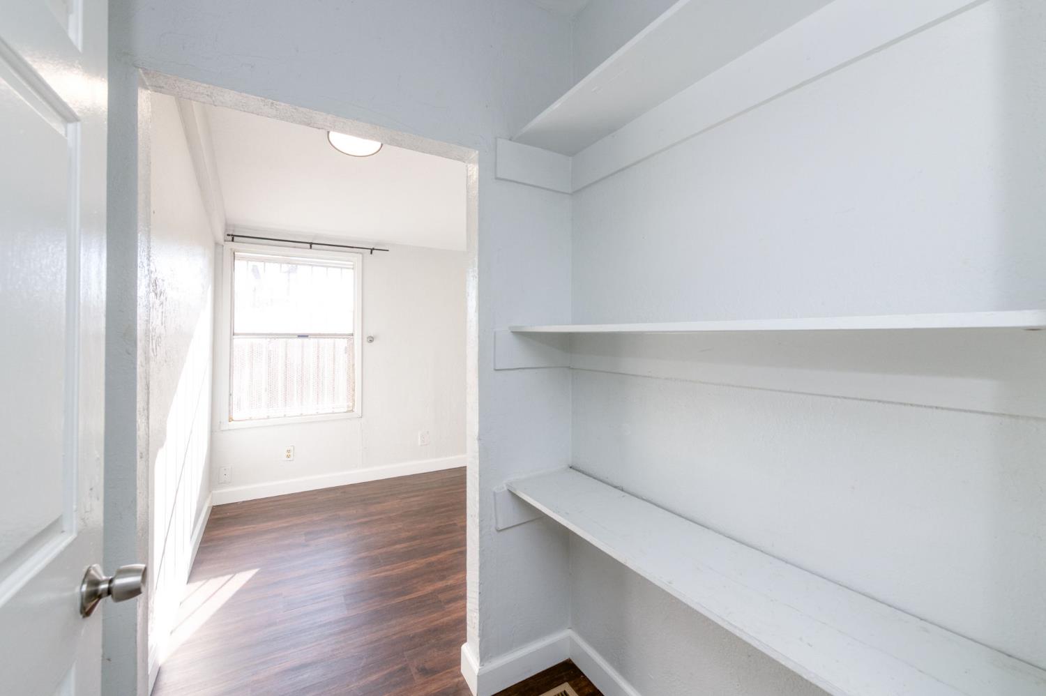 4728 E Harvey Ave, Fresno, CA 93702