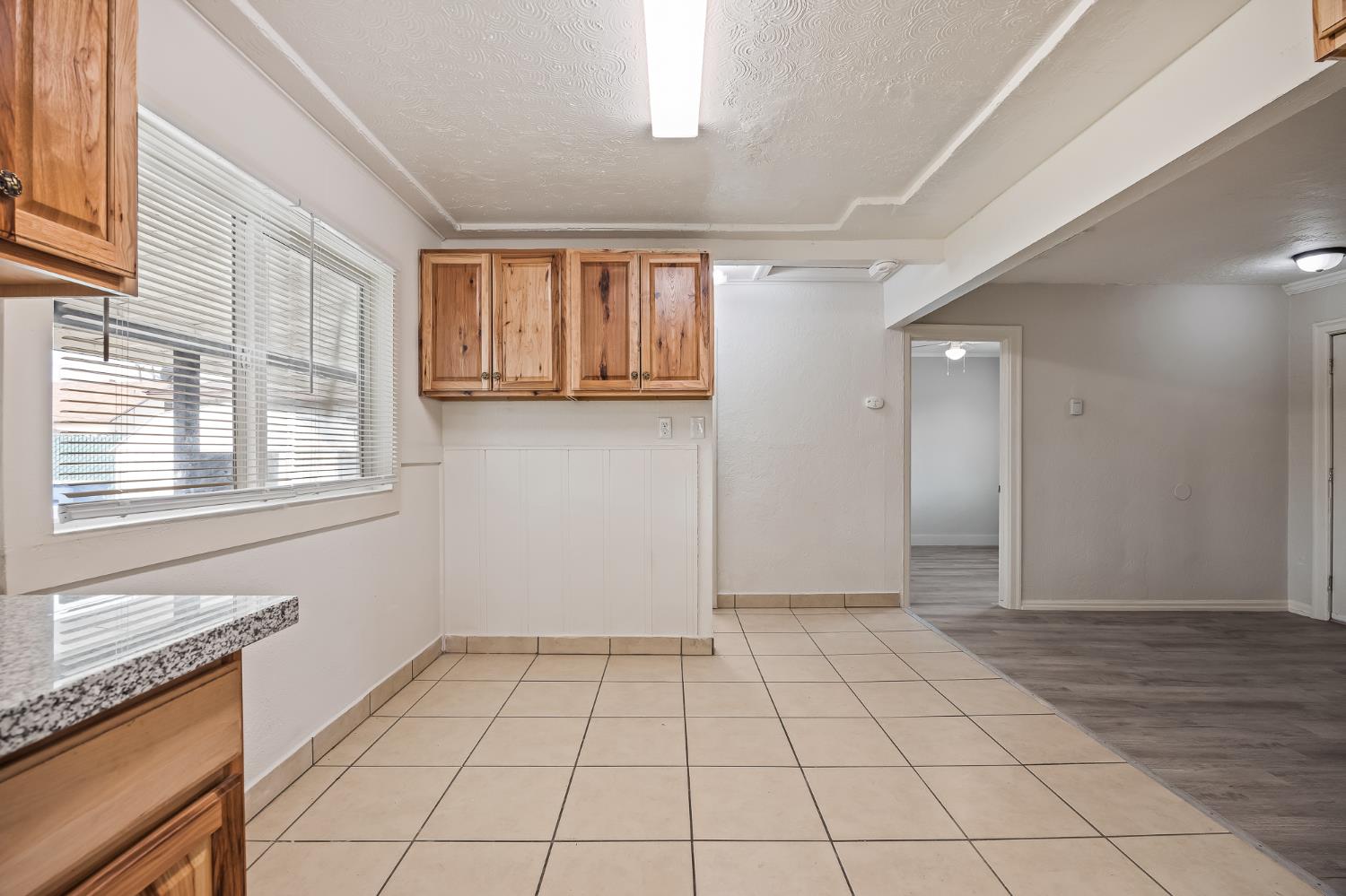 3864 E Lyell Ave, Fresno, CA 93702