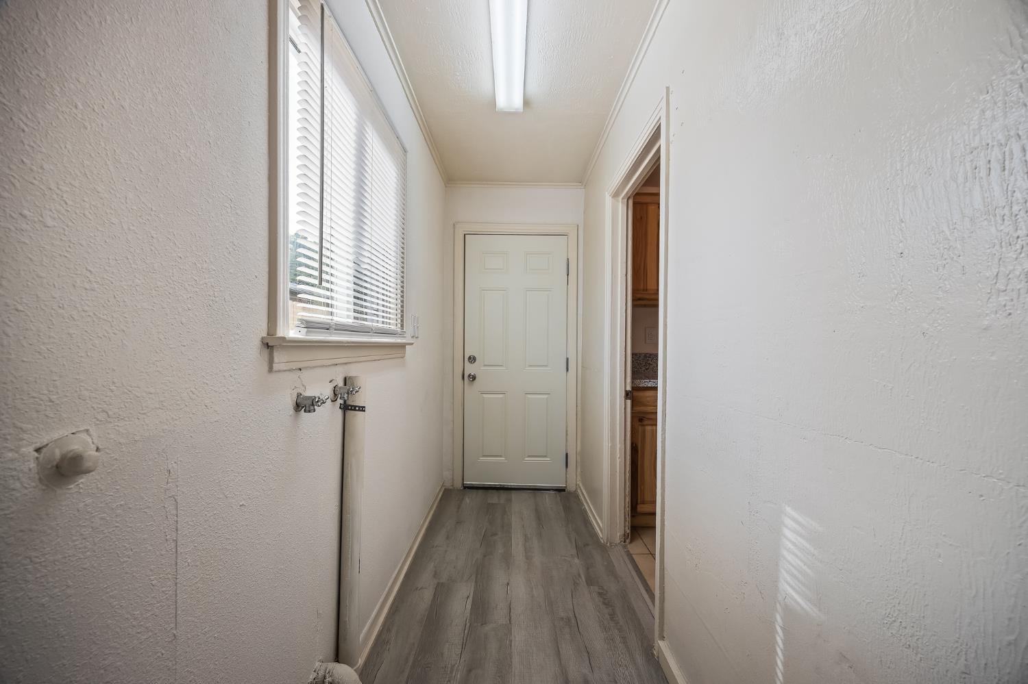 3864 E Lyell Ave, Fresno, CA 93702