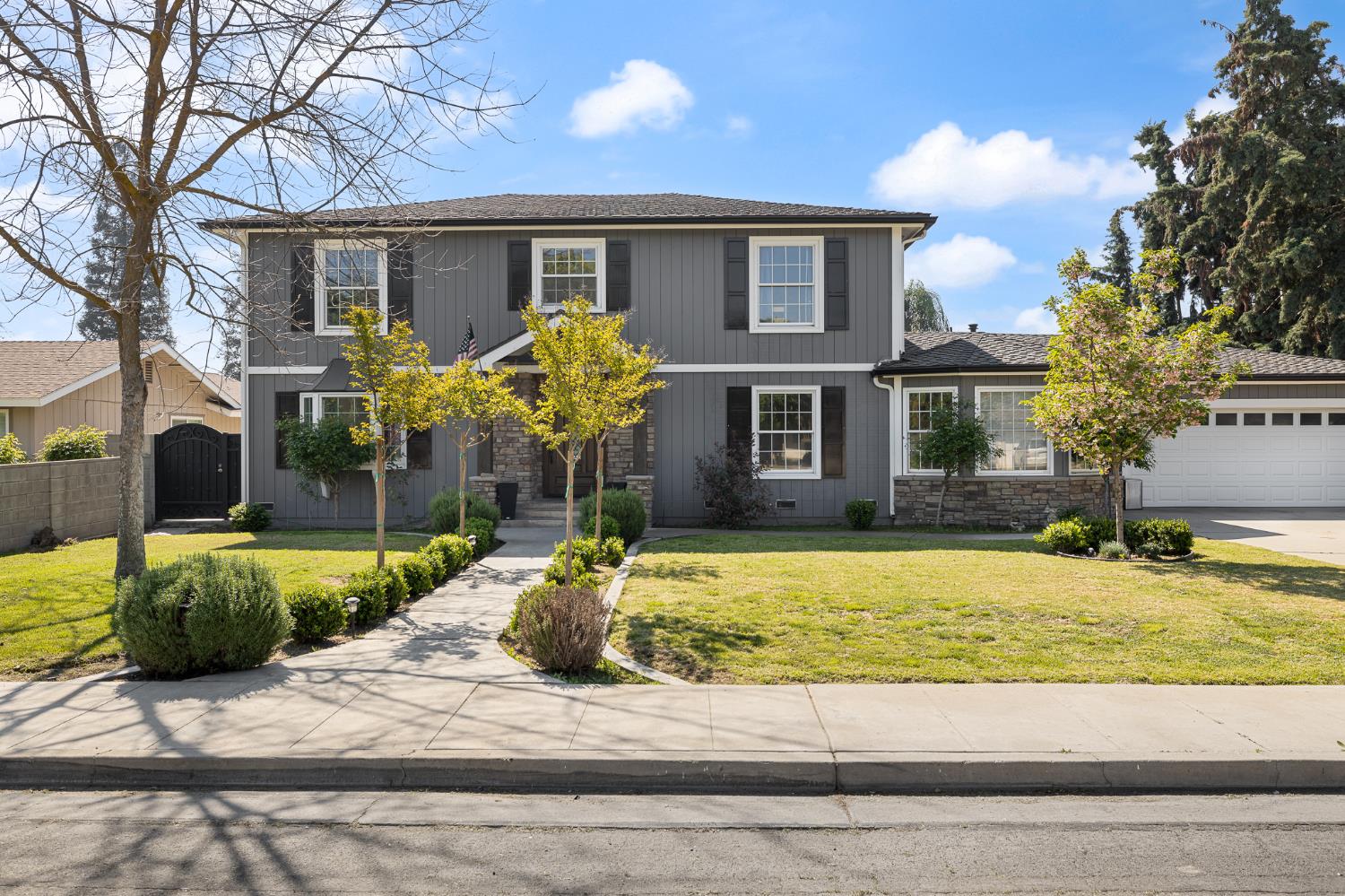1233 Redwood, Selma, CA 93662