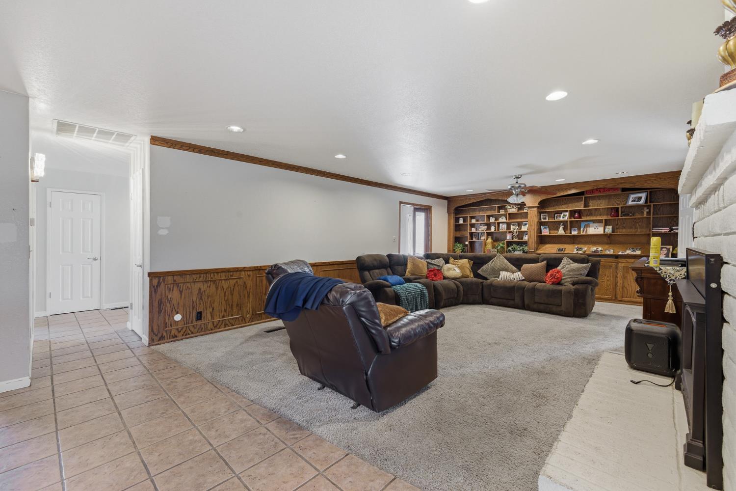 1233 Redwood, Selma, CA 93662