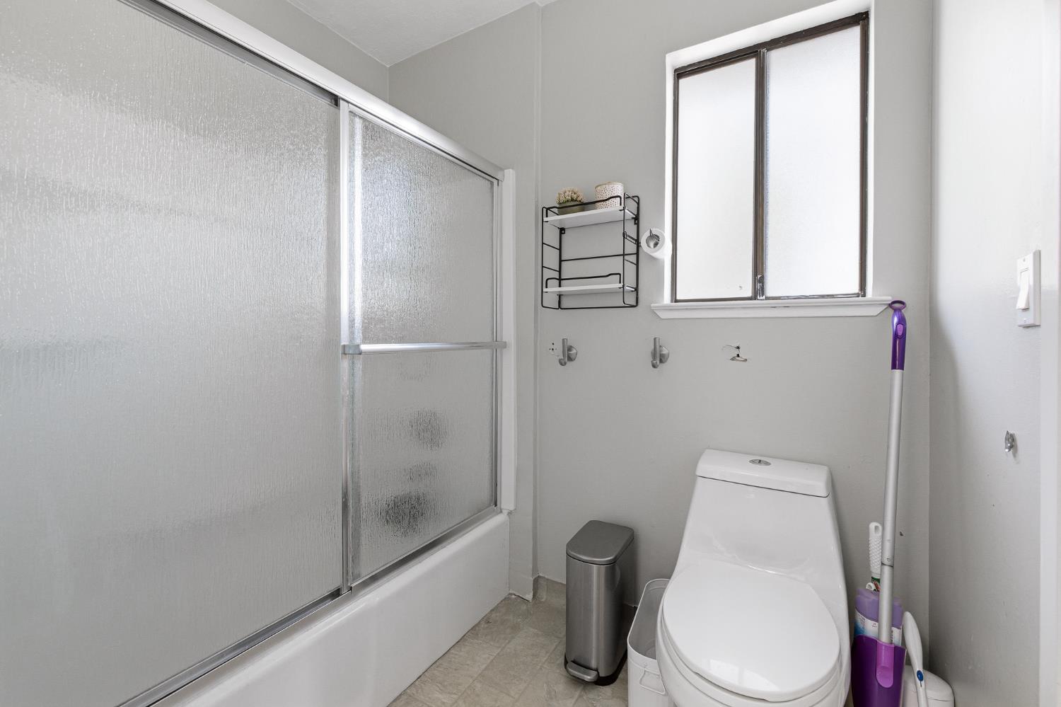 1233 Redwood, Selma, CA 93662