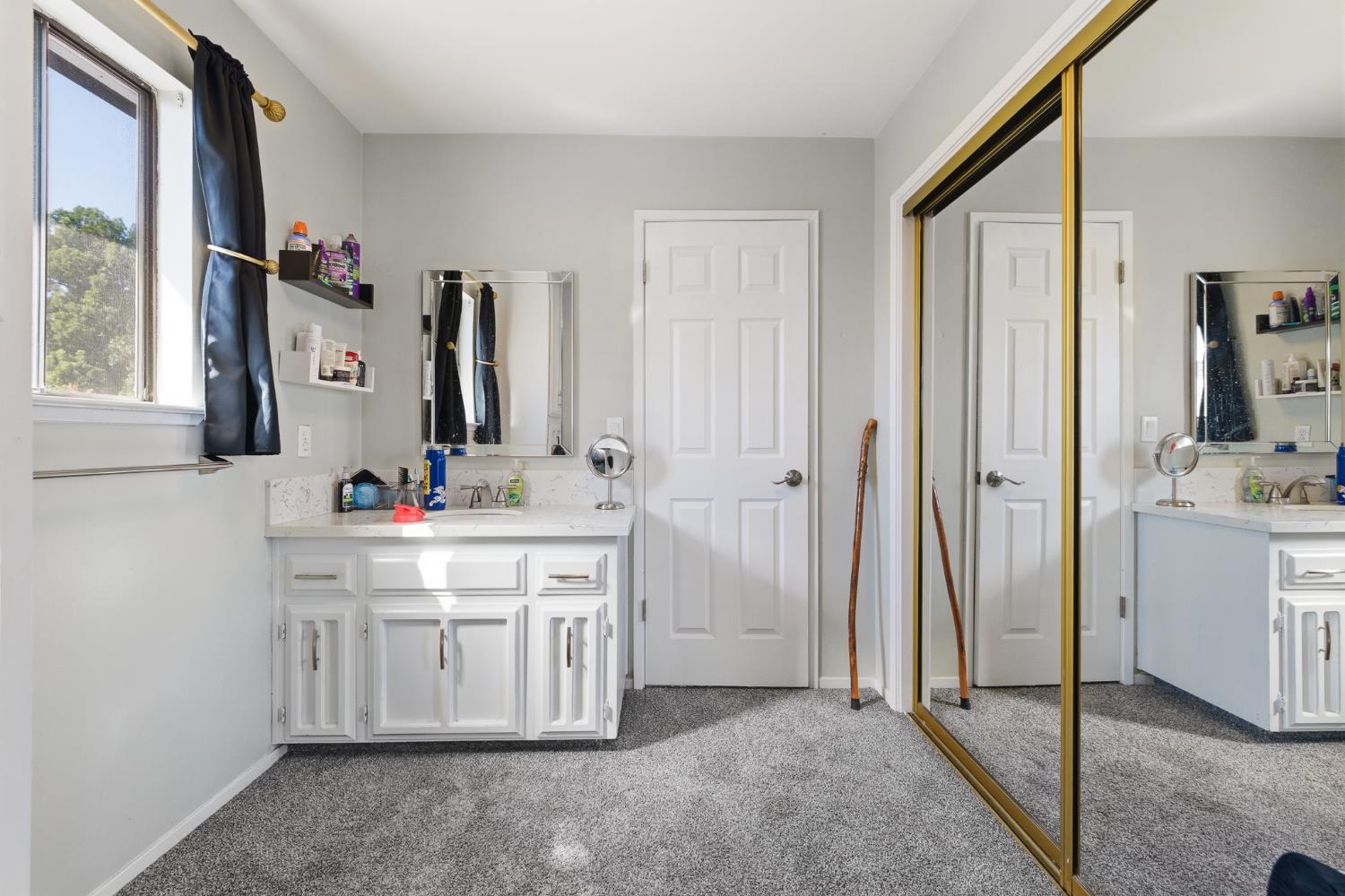 1233 Redwood, Selma, CA 93662