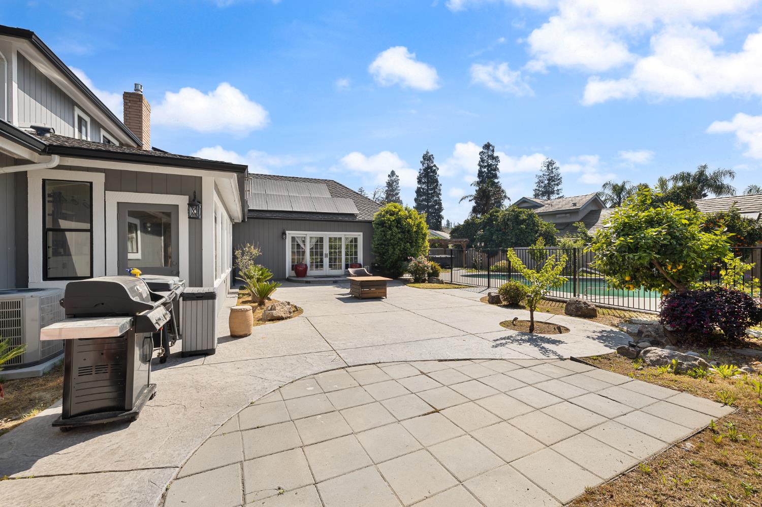 1233 Redwood, Selma, CA 93662