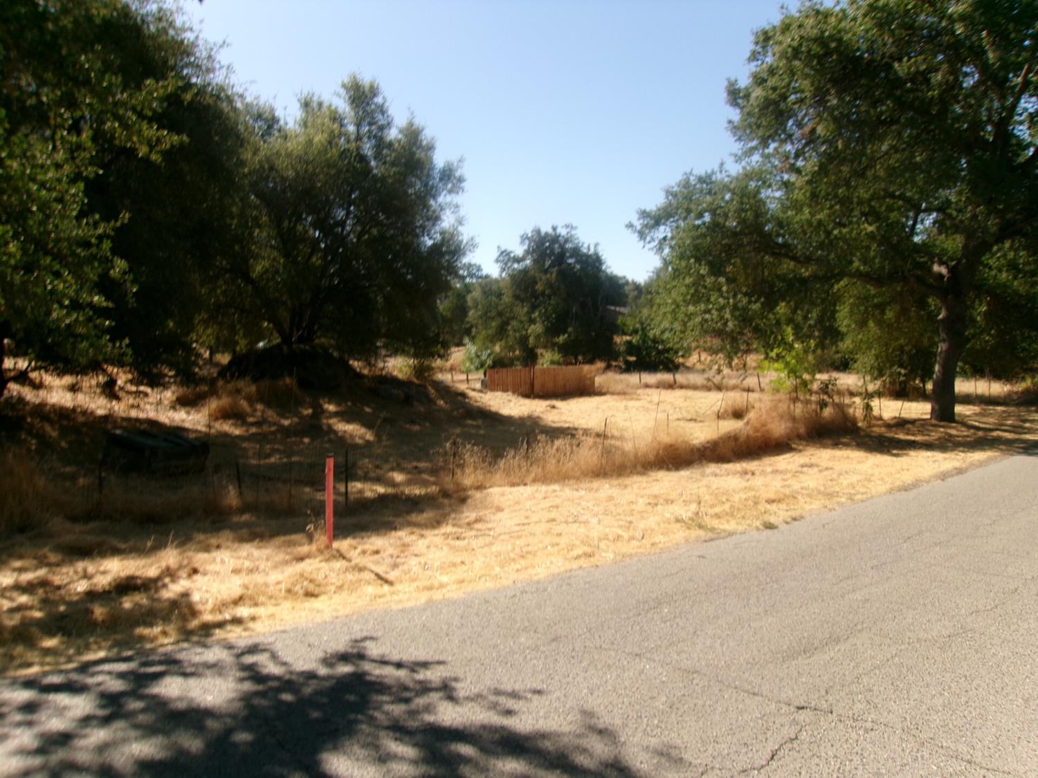 33831 Medford Rd, Auberry, CA 93602