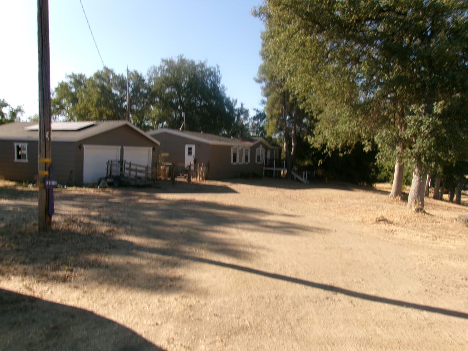 33831 Medford Rd, Auberry, CA 93602