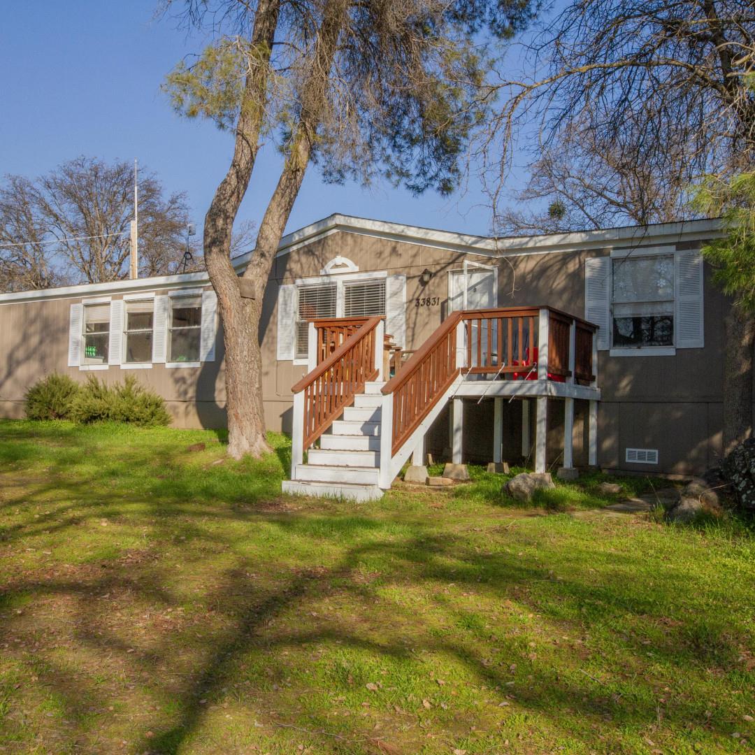 33831 Medford Rd, Auberry, CA 93602