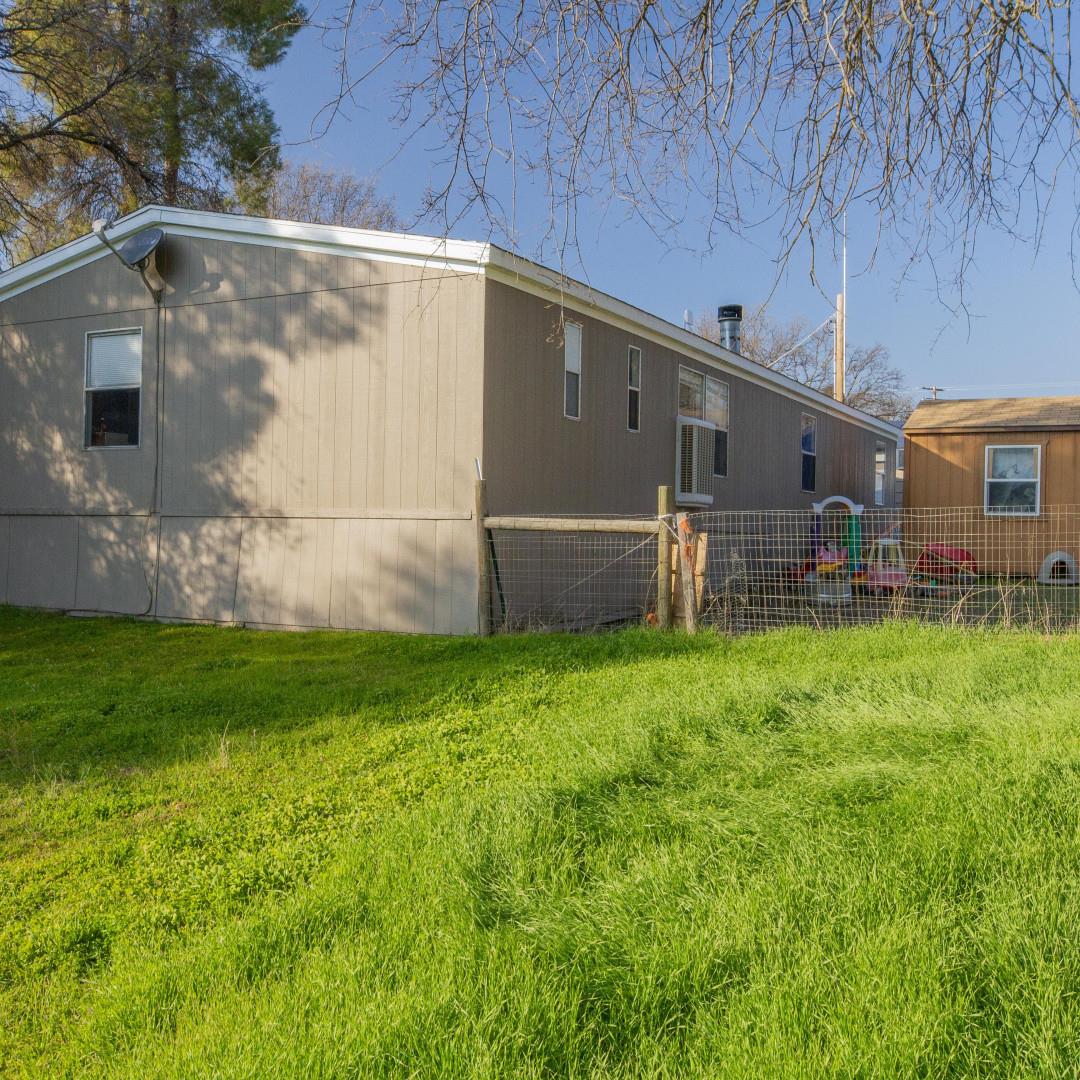 33831 Medford Rd, Auberry, CA 93602