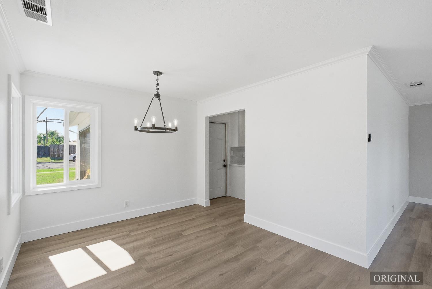 3915 E Holland Ave, Fresno, CA 93726