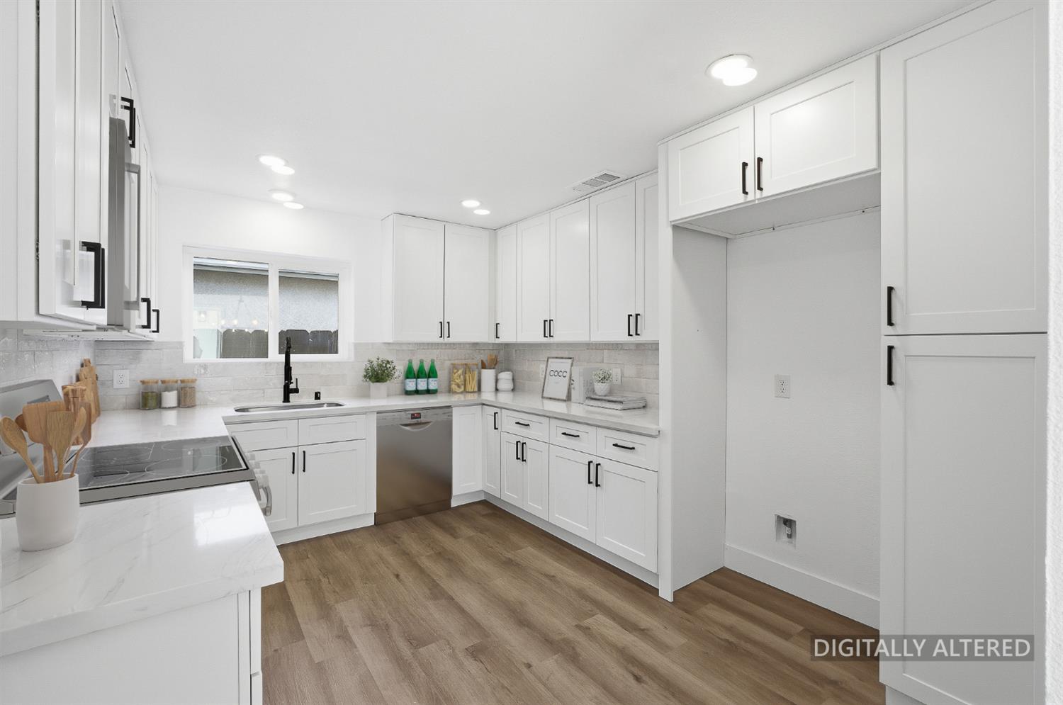 3915 E Holland Ave, Fresno, CA 93726