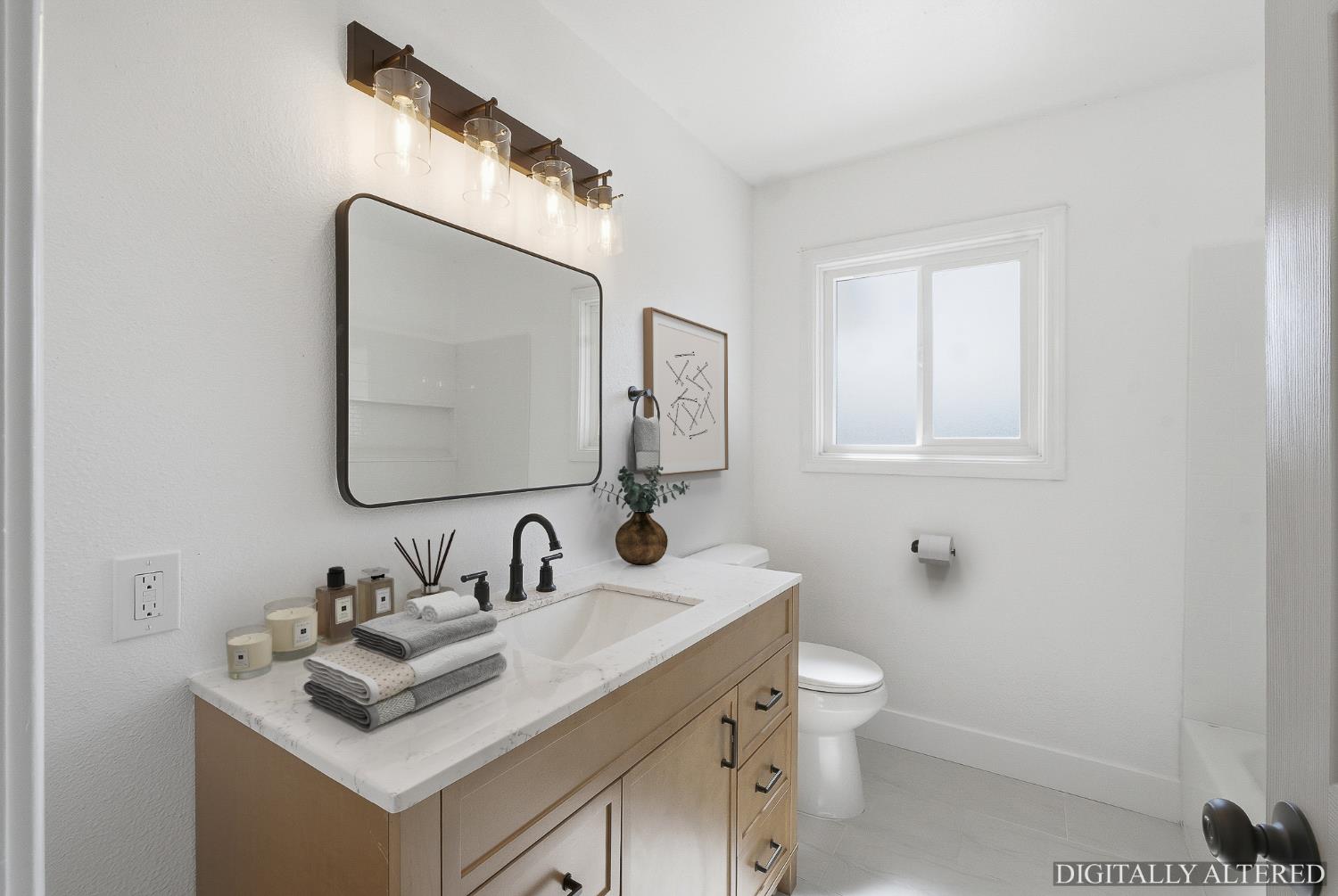 3915 E Holland Ave, Fresno, CA 93726