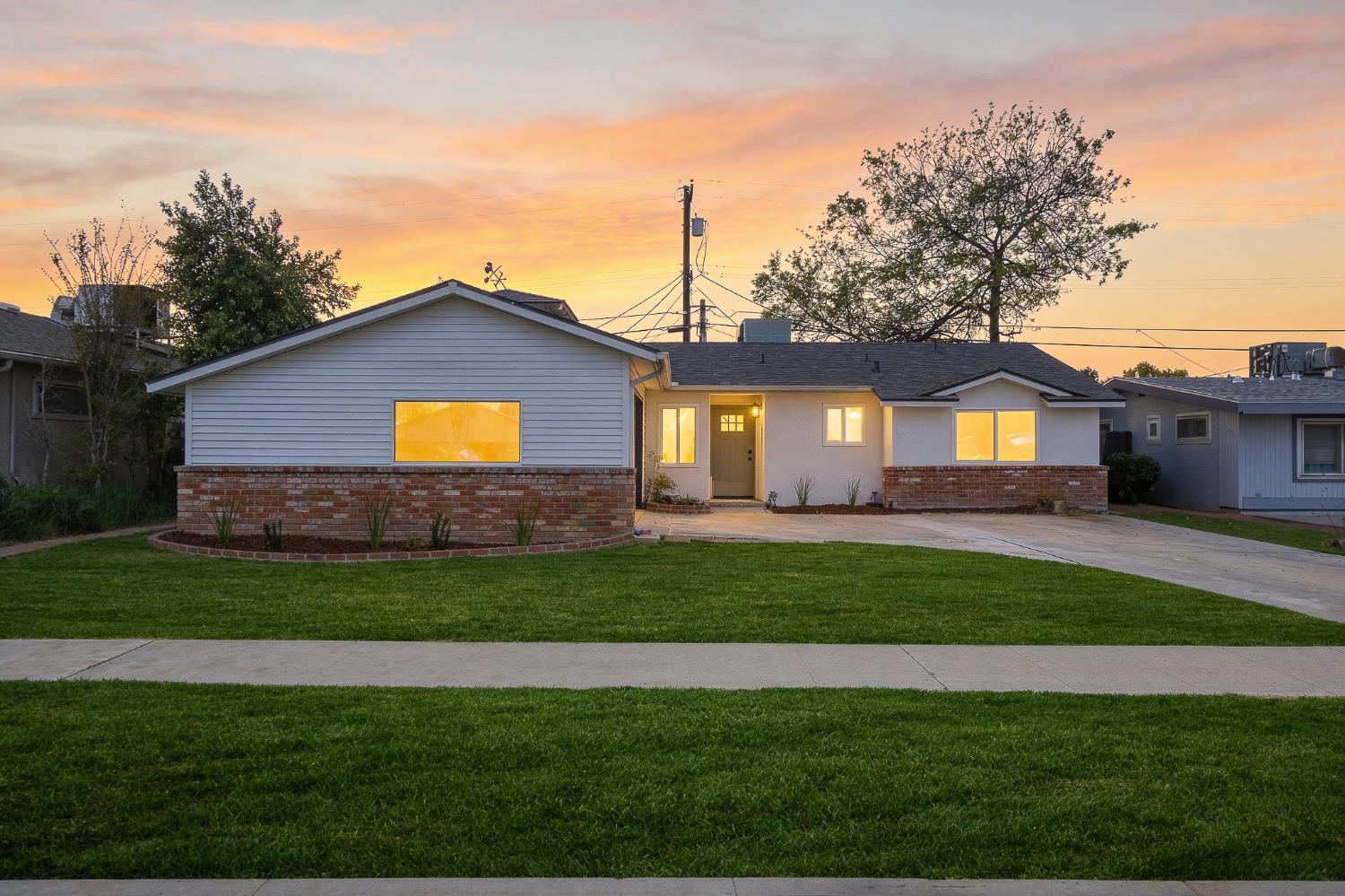 3915 E Holland Ave, Fresno, CA 93726