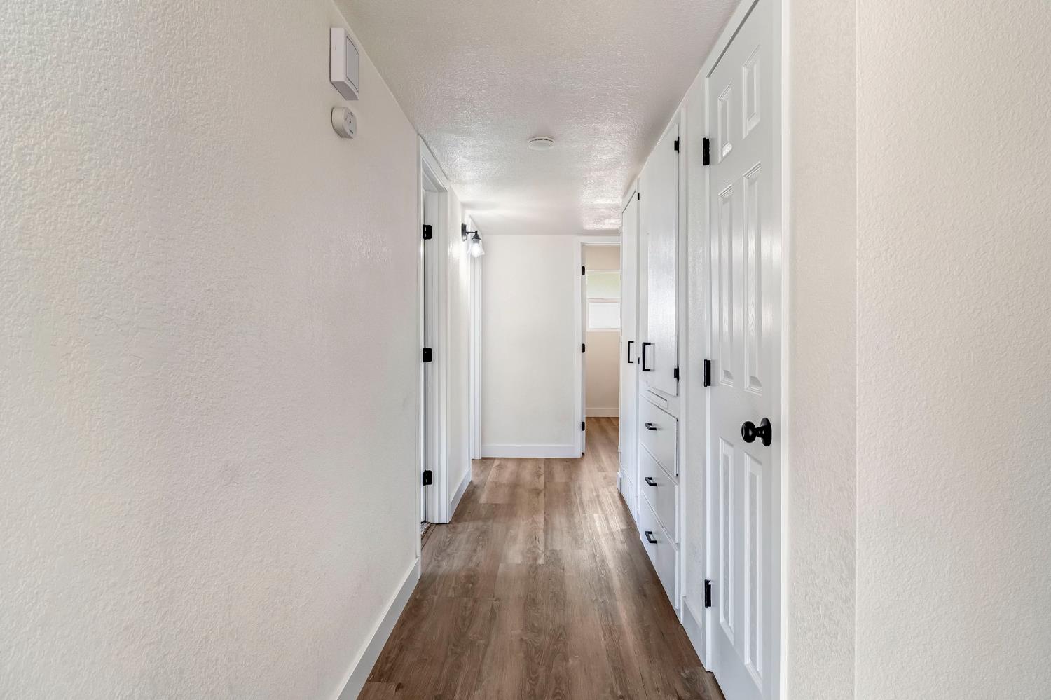 130 W Celeste Ave, Fresno, CA 93704