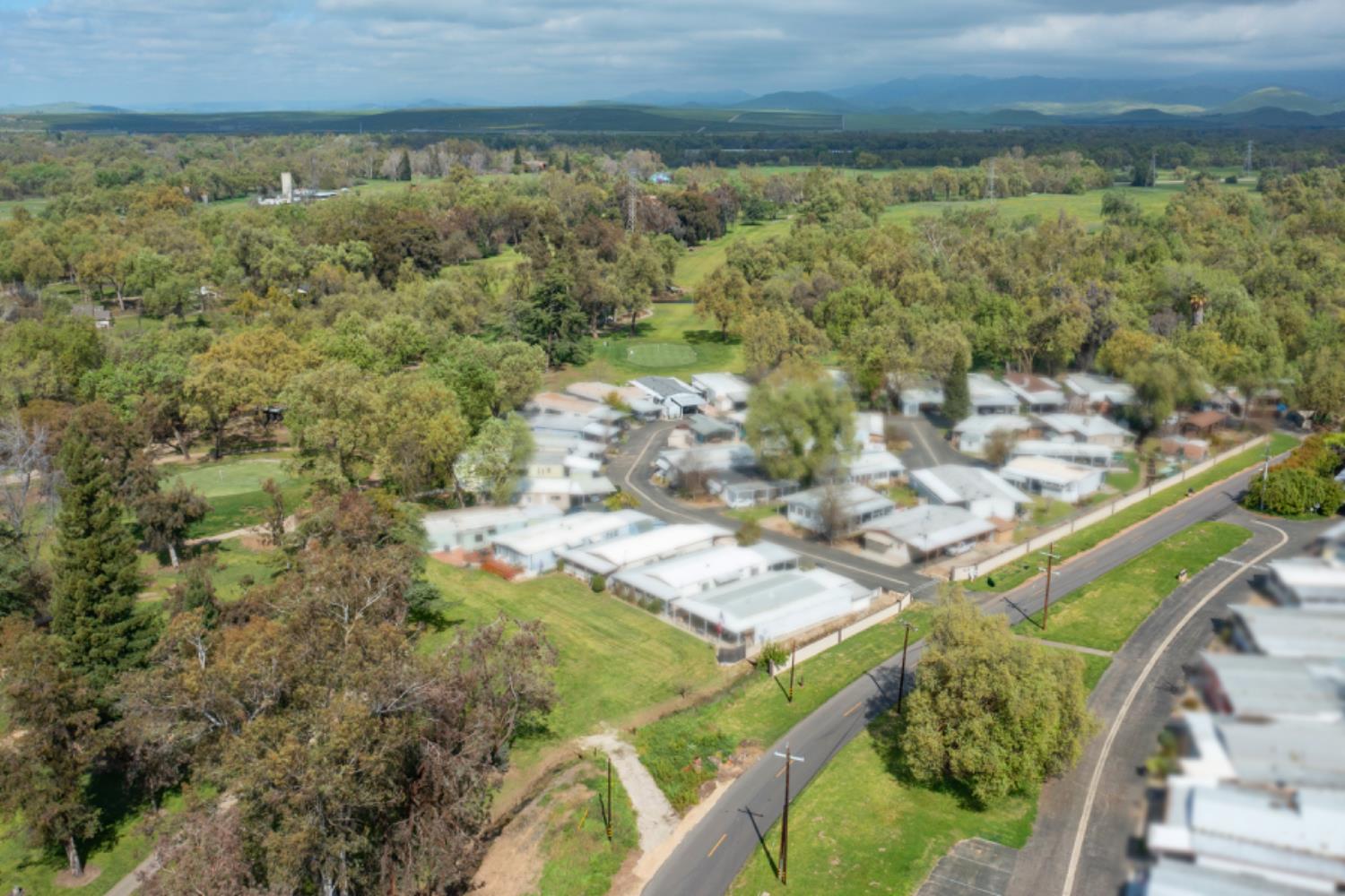 339 N Frankwood Ave #9, Sanger, CA 93657