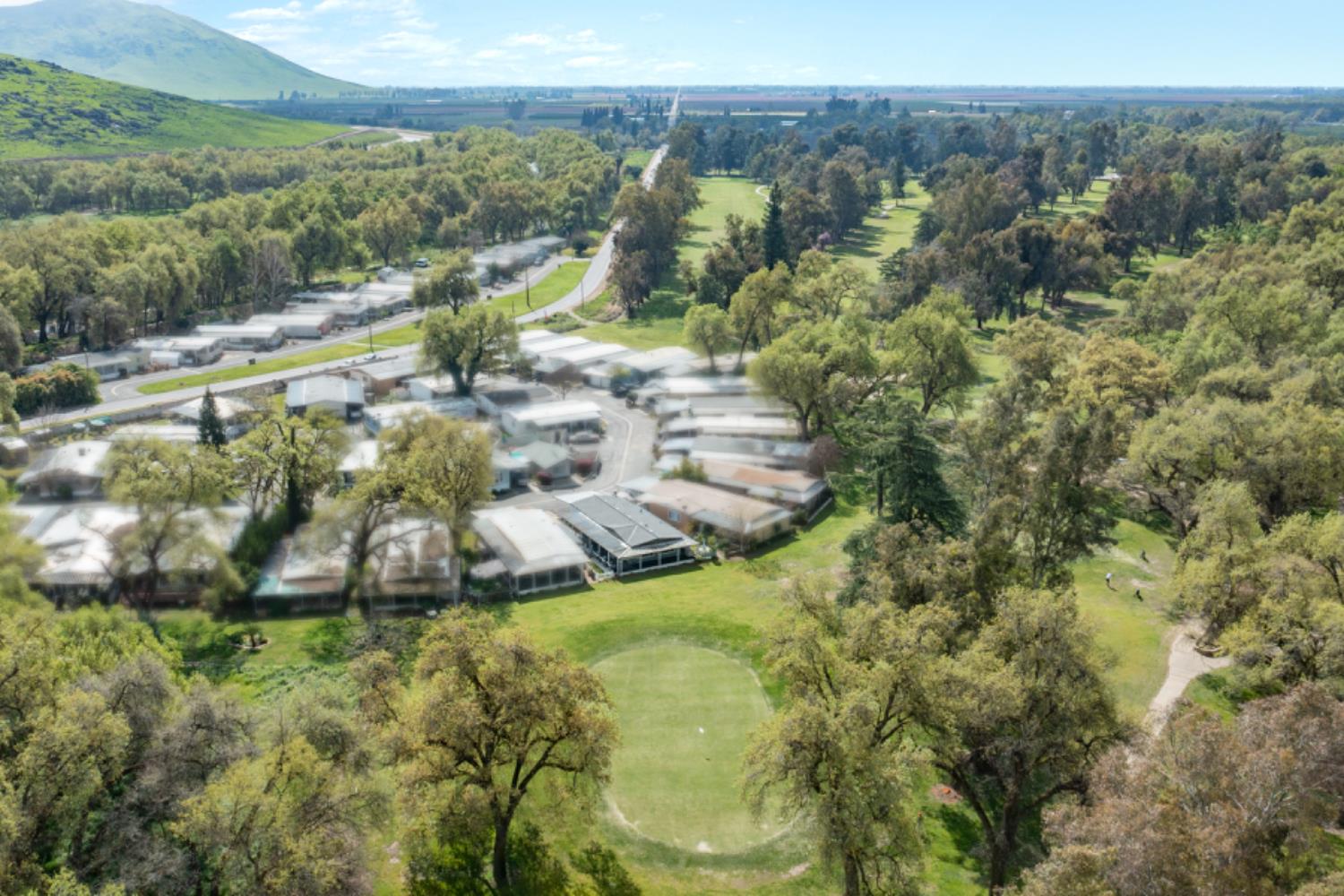 339 N Frankwood Ave #9, Sanger, CA 93657