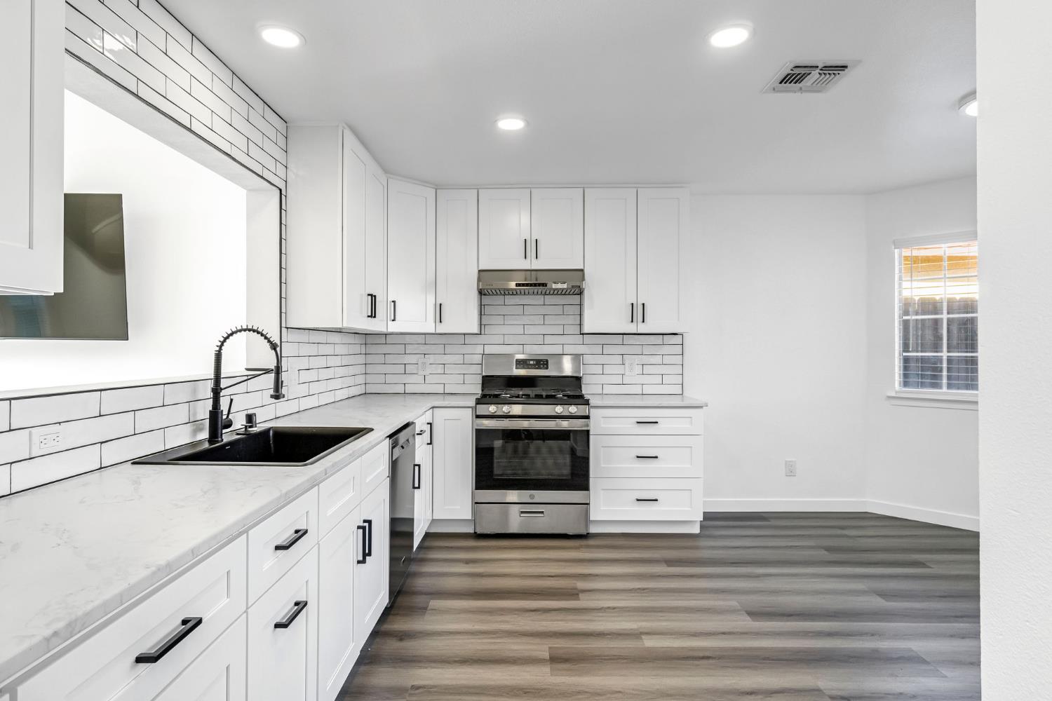 4121 W Michigan Ave, Fresno, CA 93722