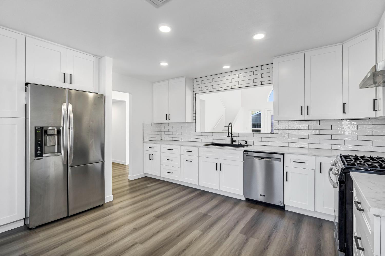 4121 W Michigan Ave, Fresno, CA 93722