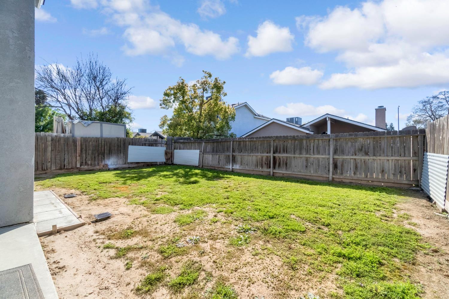 4121 W Michigan Ave, Fresno, CA 93722