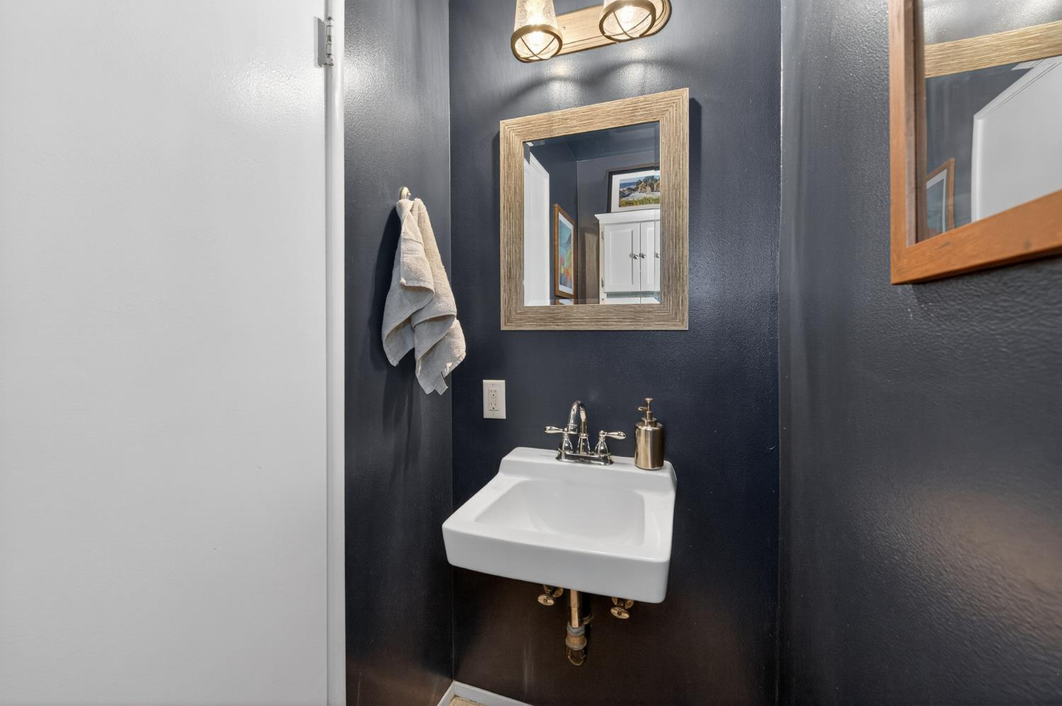 4486 N Hayston Ave, Fresno, CA 93726