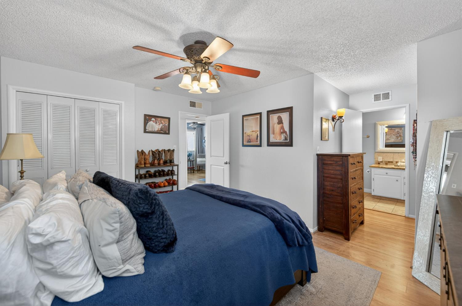 4486 N Hayston Ave, Fresno, CA 93726