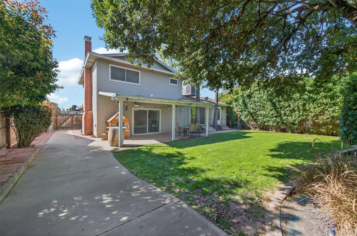 4486 N Hayston Ave, Fresno, CA 93726