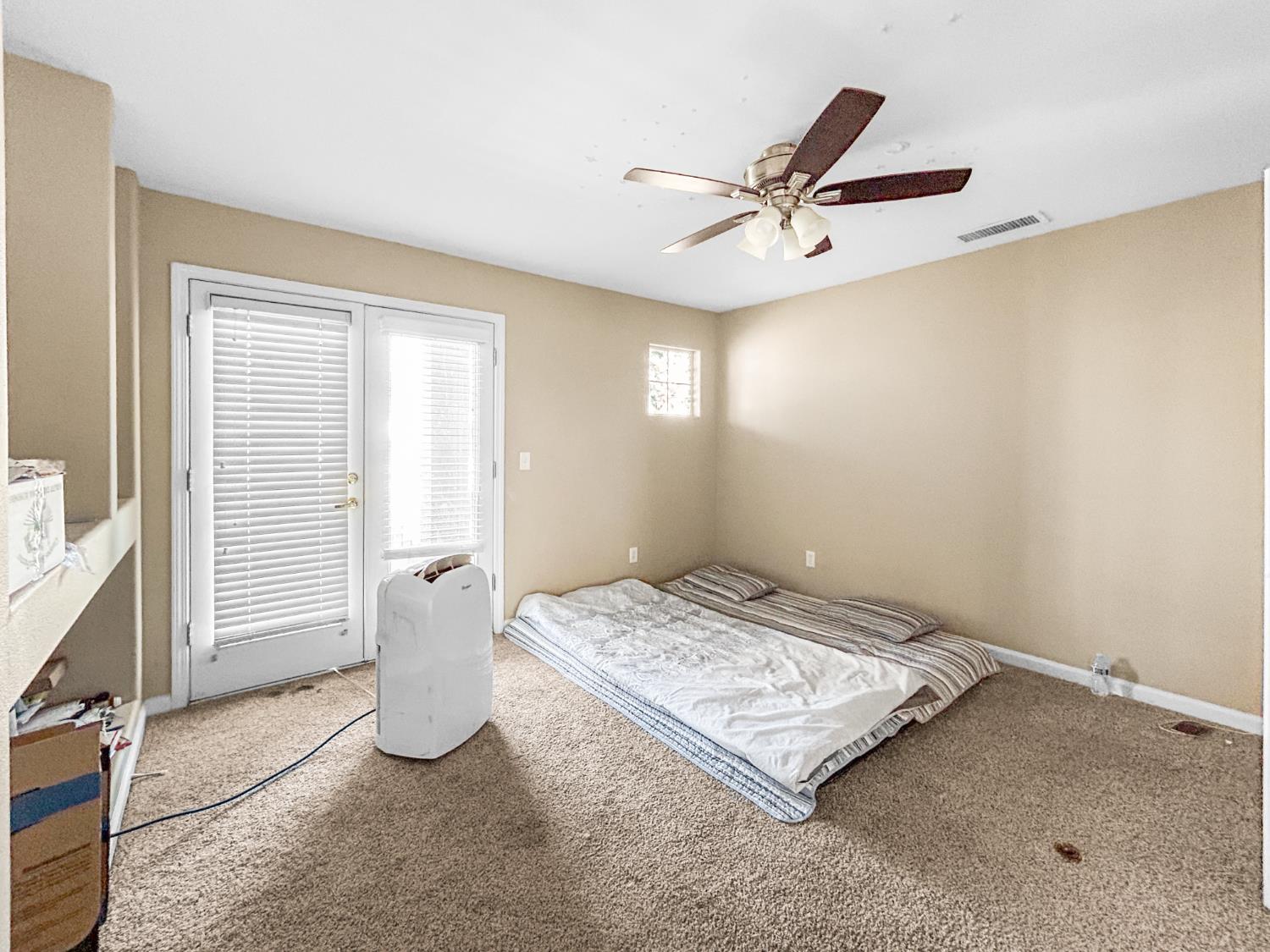 5811 W Cromwell Ave, Fresno, CA 93722