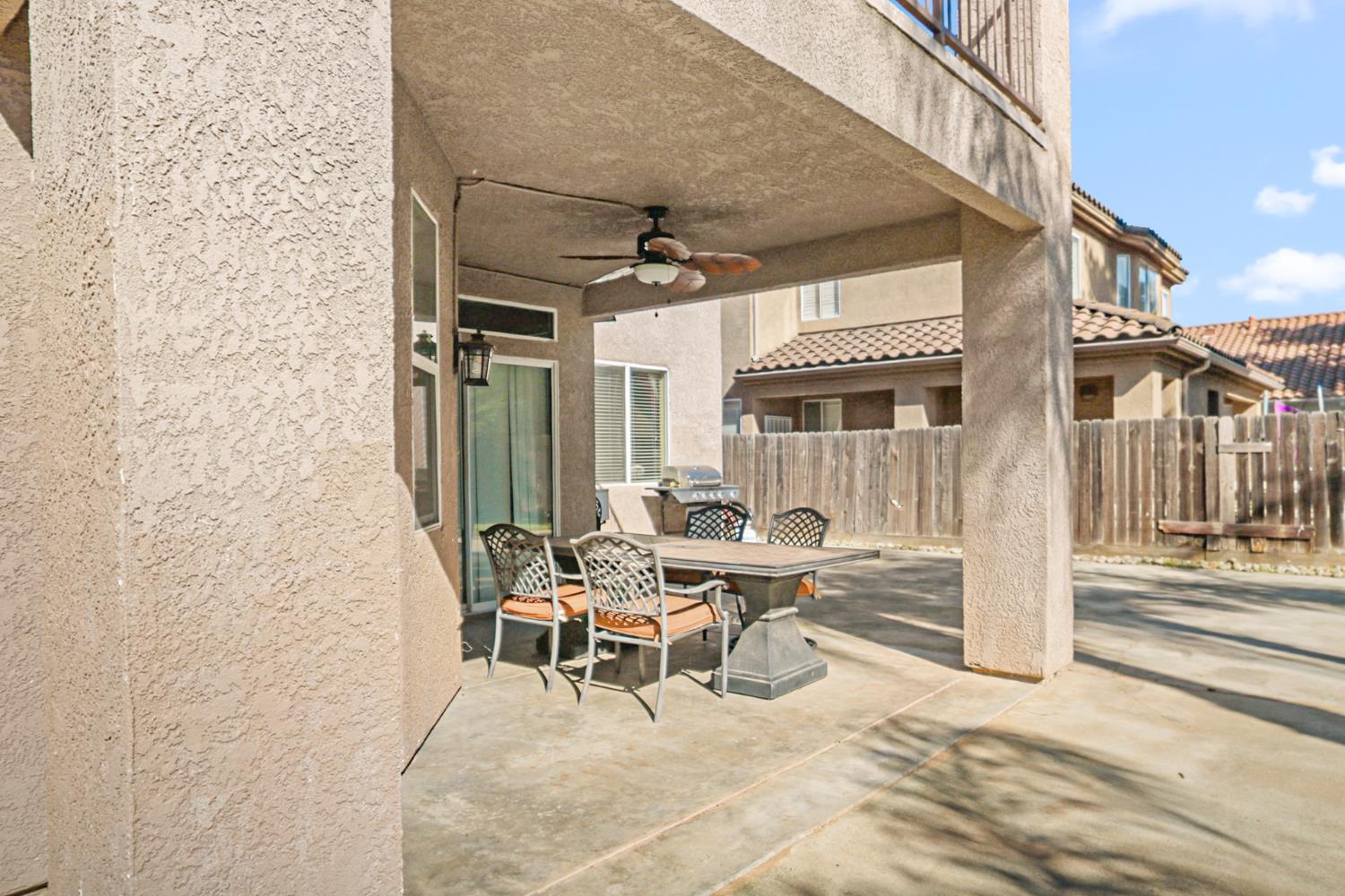 5811 W Cromwell Ave, Fresno, CA 93722