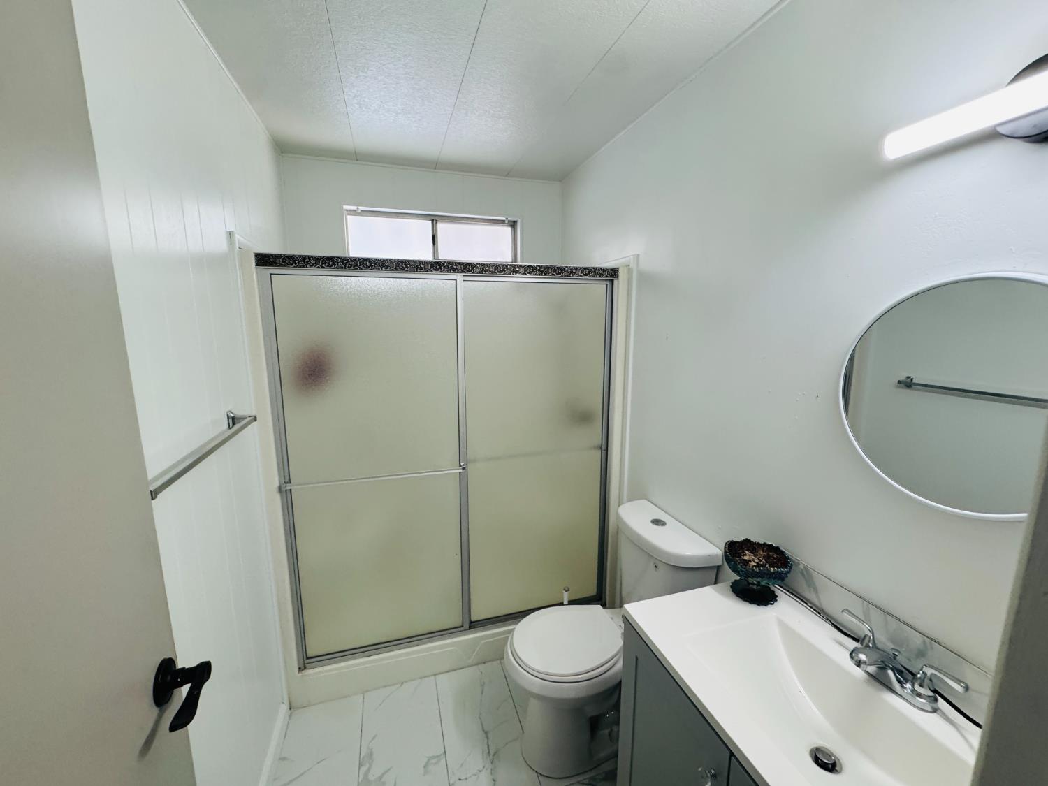 371 Bethel Ave #24, Sanger, CA 93657