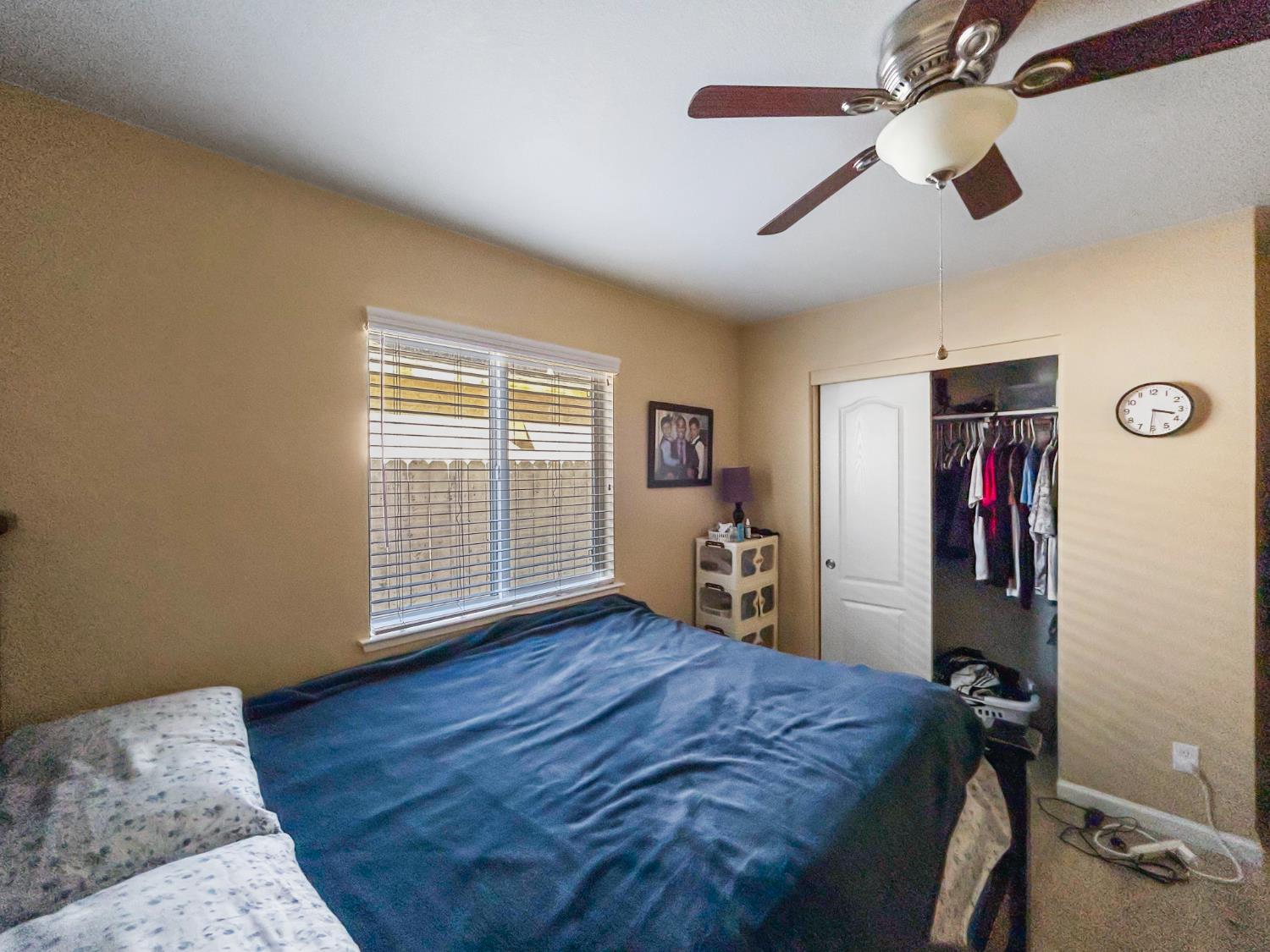 6664 N Katy Ln, Fresno, CA 93722