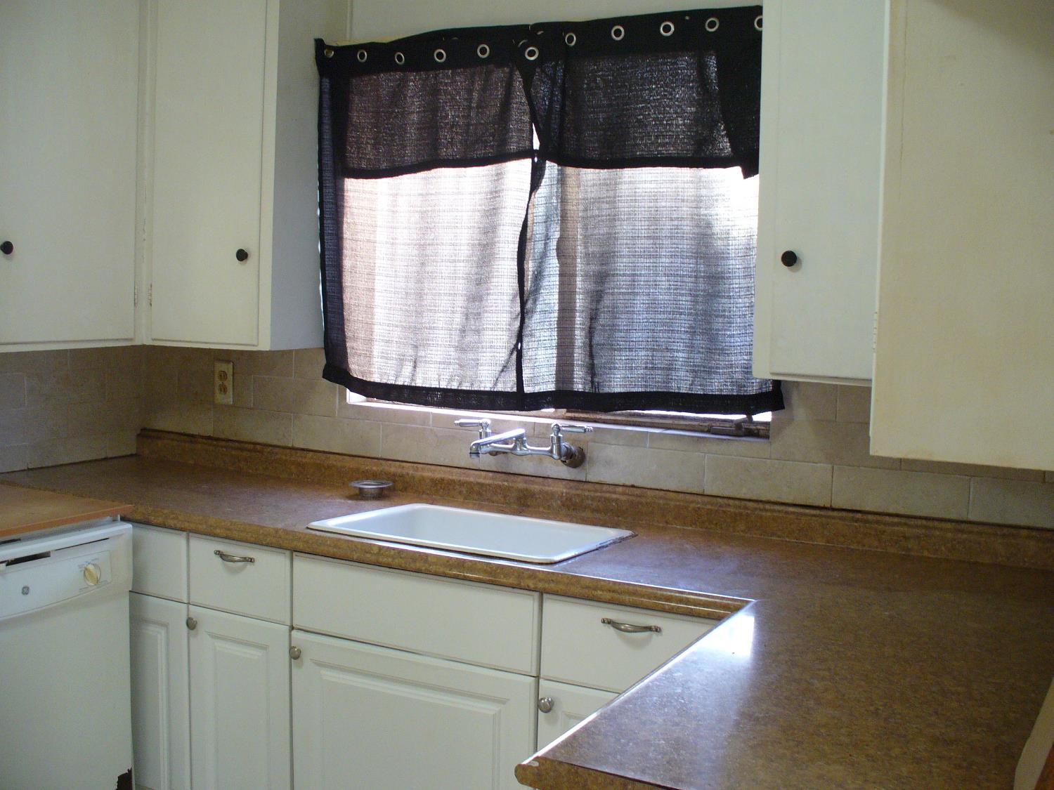 345 S Bailey Ave, Fresno, CA 93727