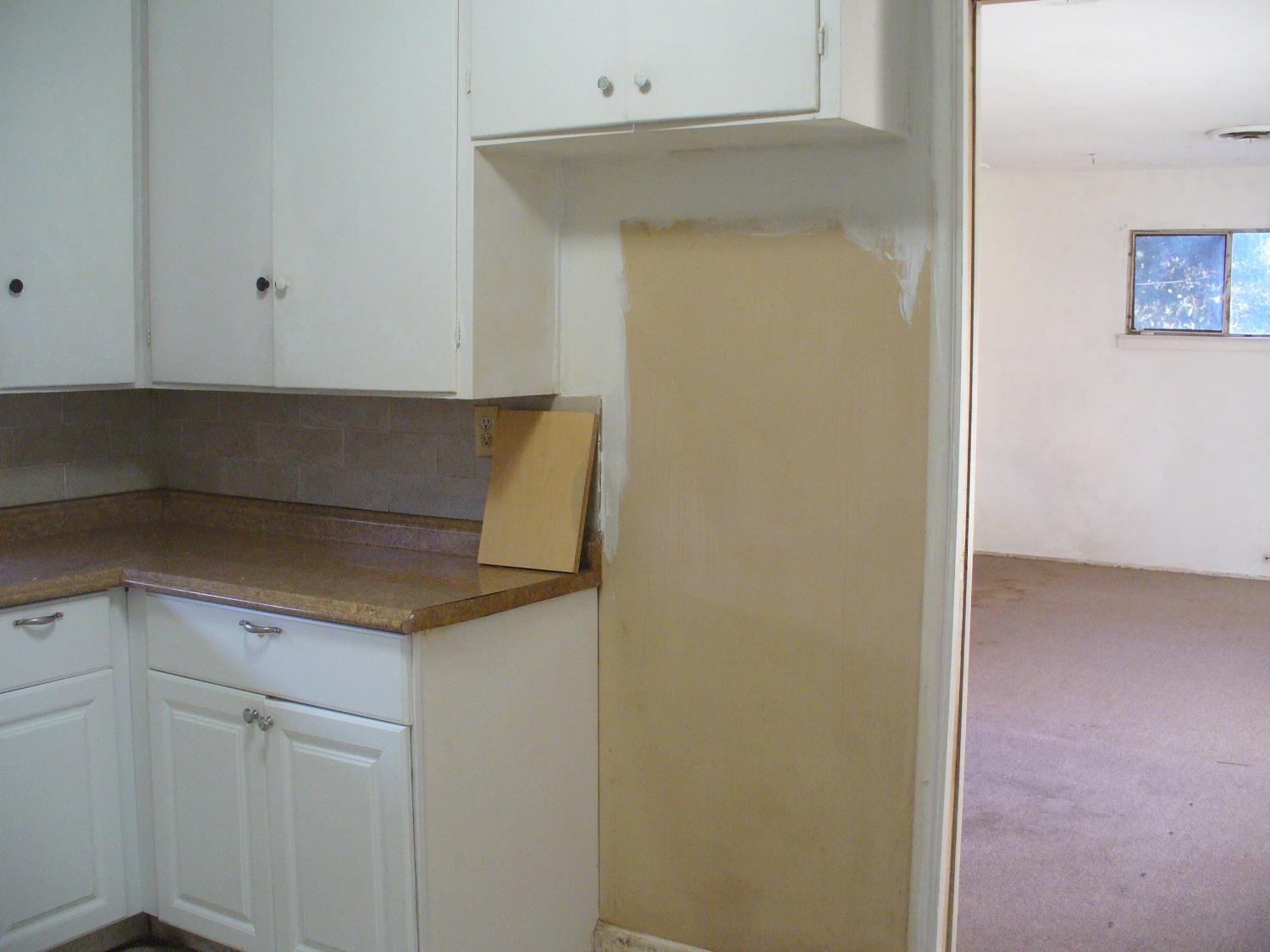 345 S Bailey Ave, Fresno, CA 93727