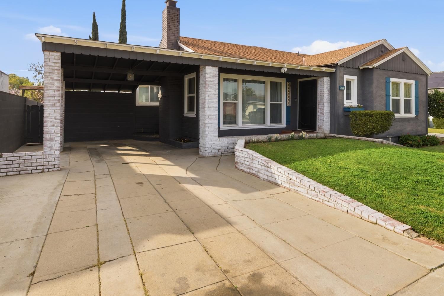 2841 C St, Selma, CA 93662