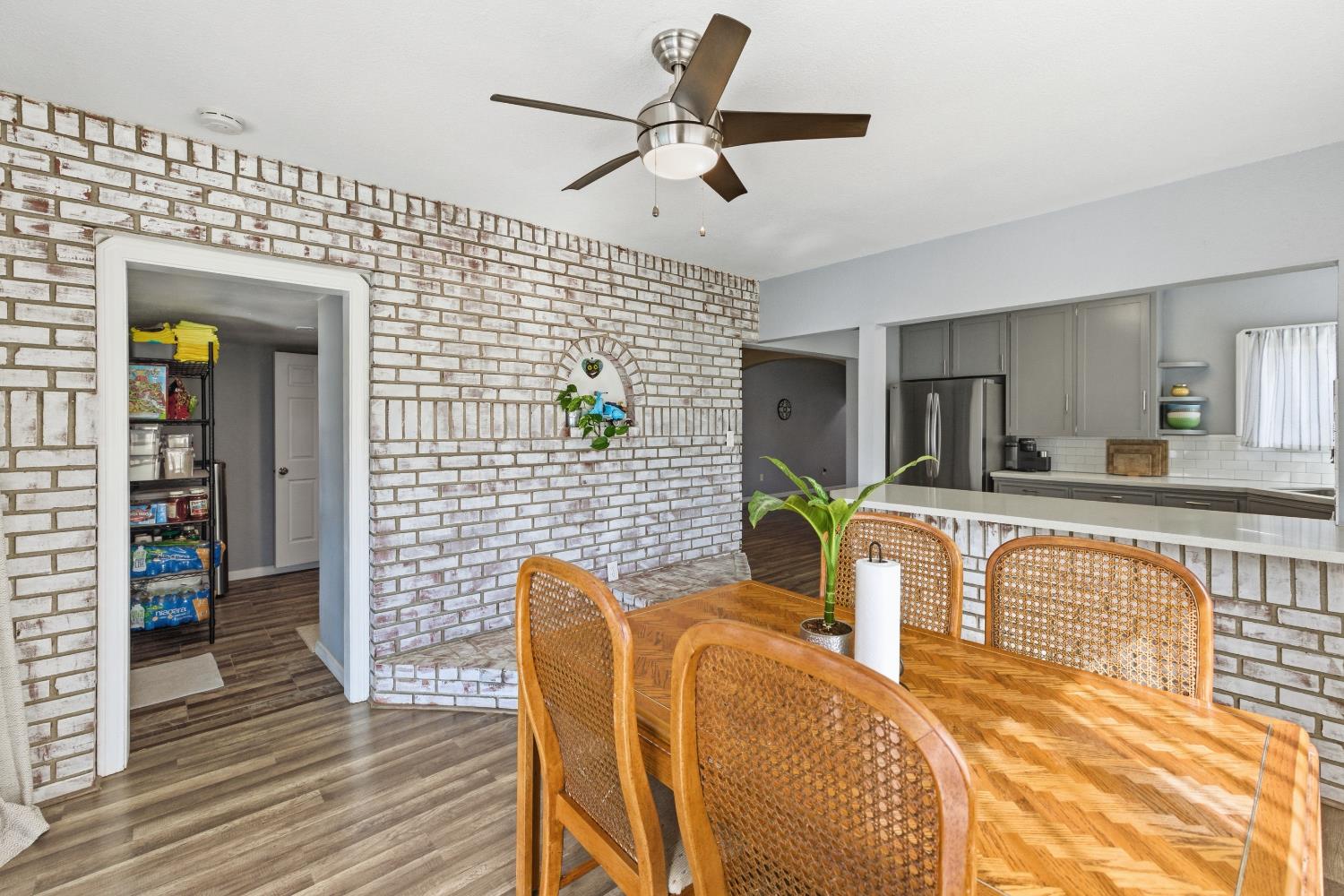 2841 C St, Selma, CA 93662