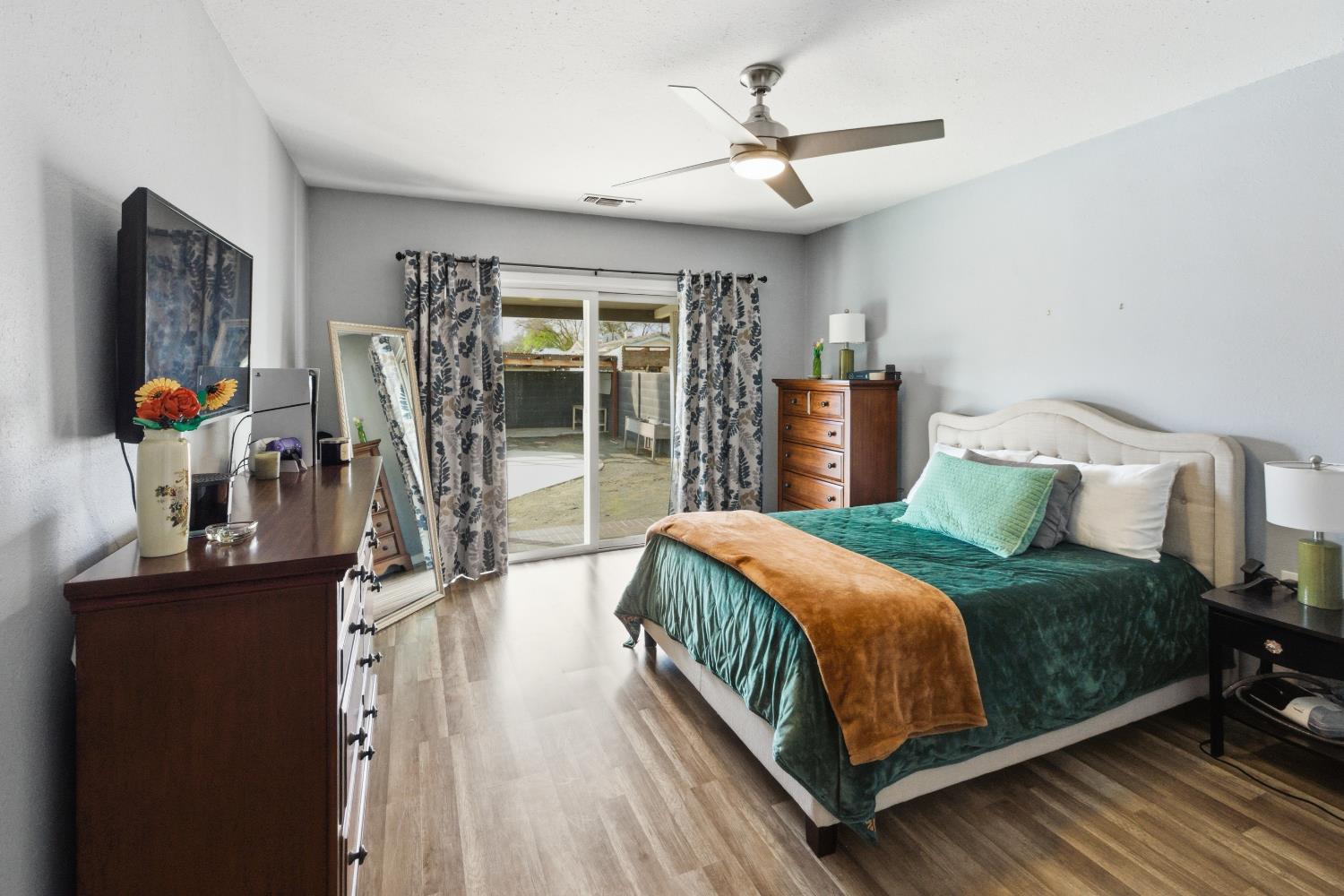 2841 C St, Selma, CA 93662