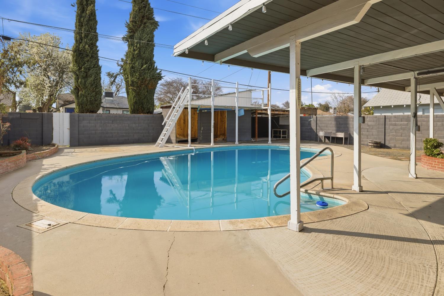 2841 C St, Selma, CA 93662