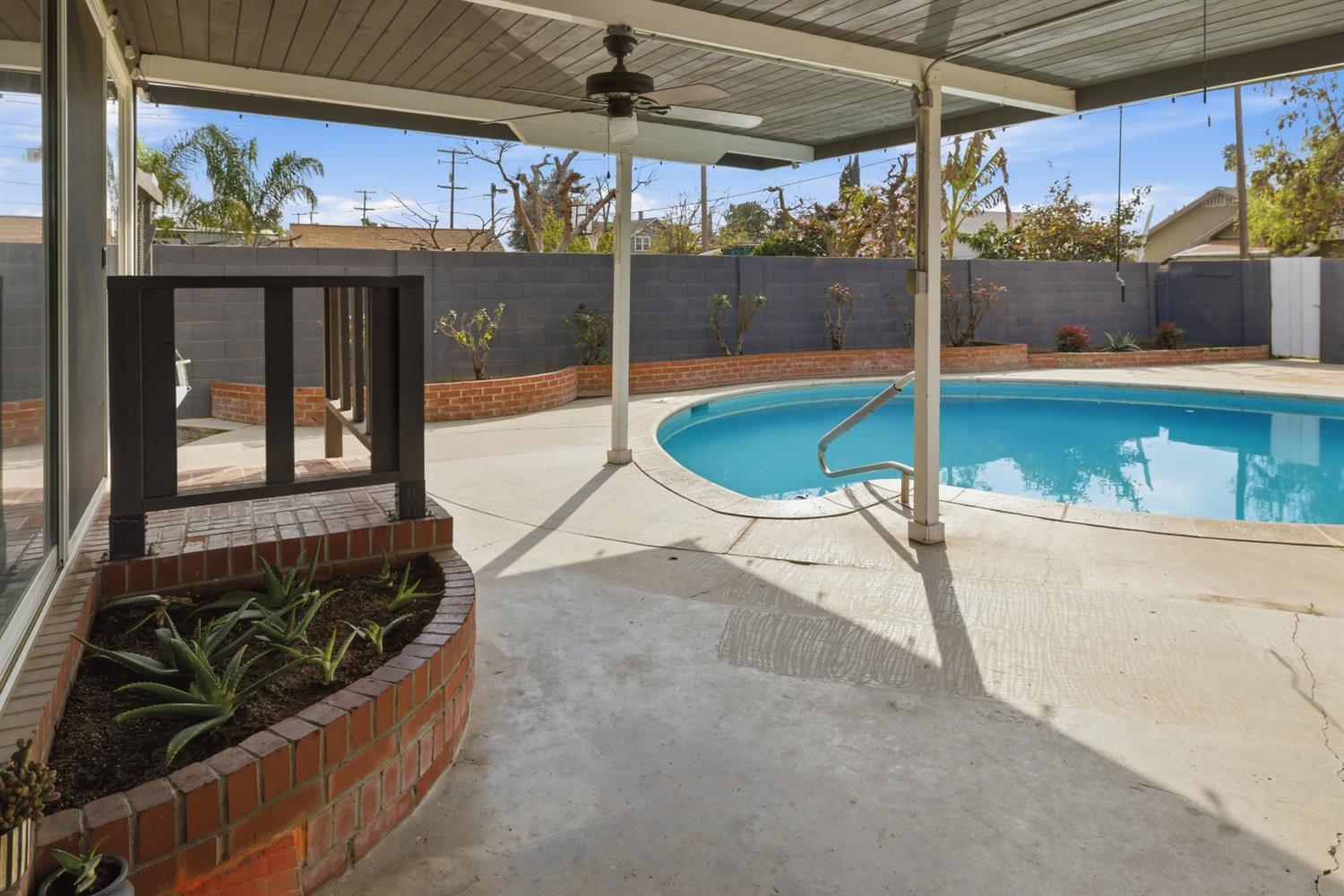 2841 C St, Selma, CA 93662